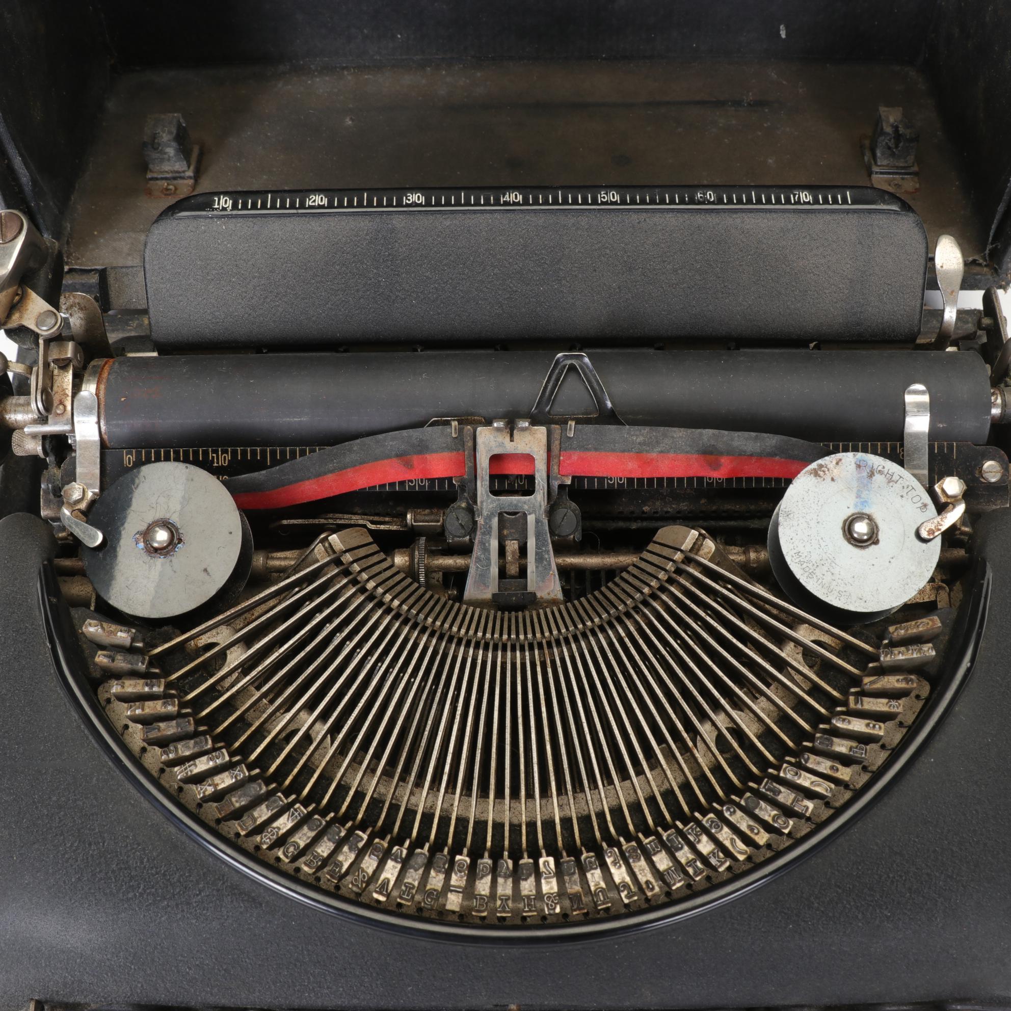 Remington Rand Portable Model 5 Manual Typewriter, Early to Mid 20th Century