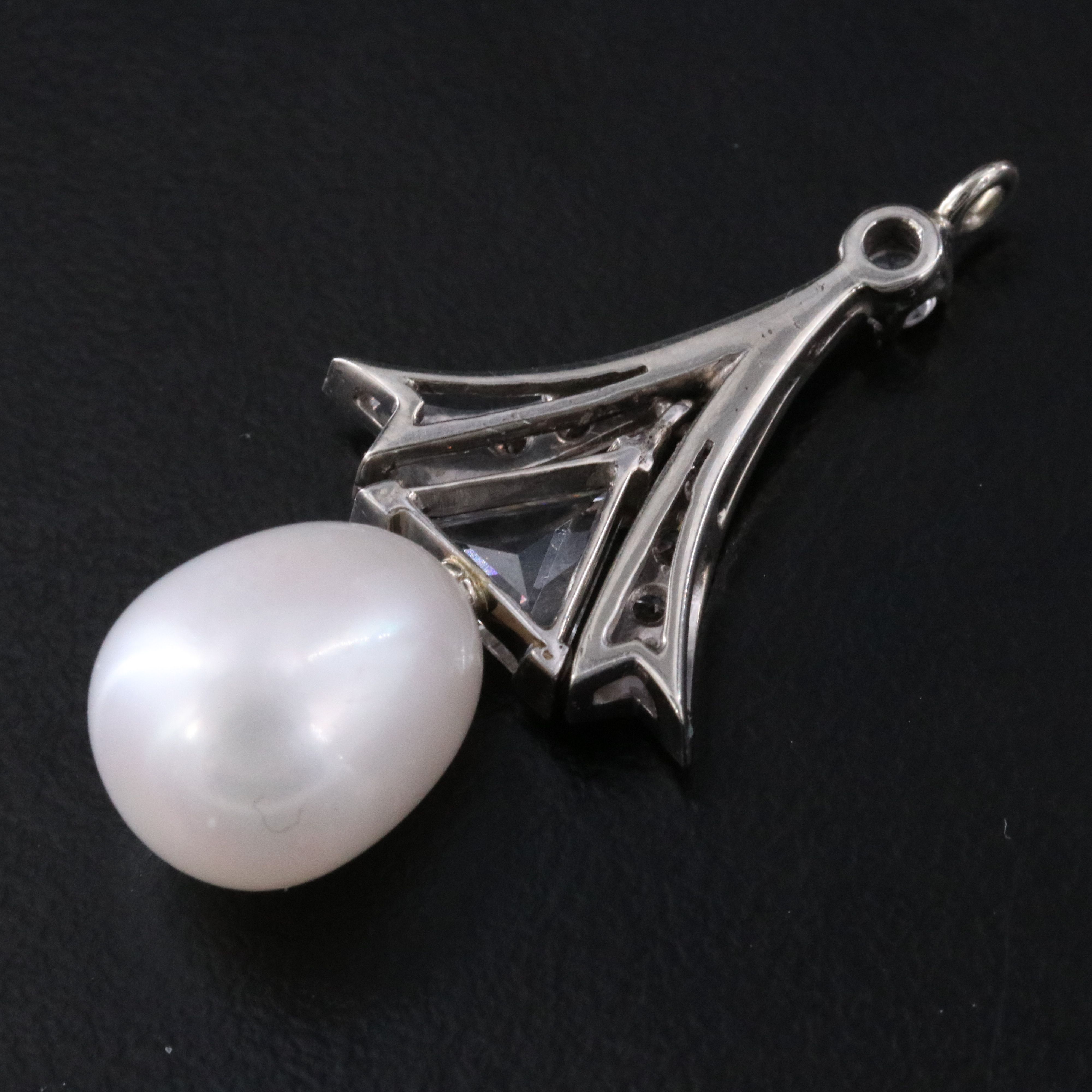 14K Pearl and Diamond Pendant