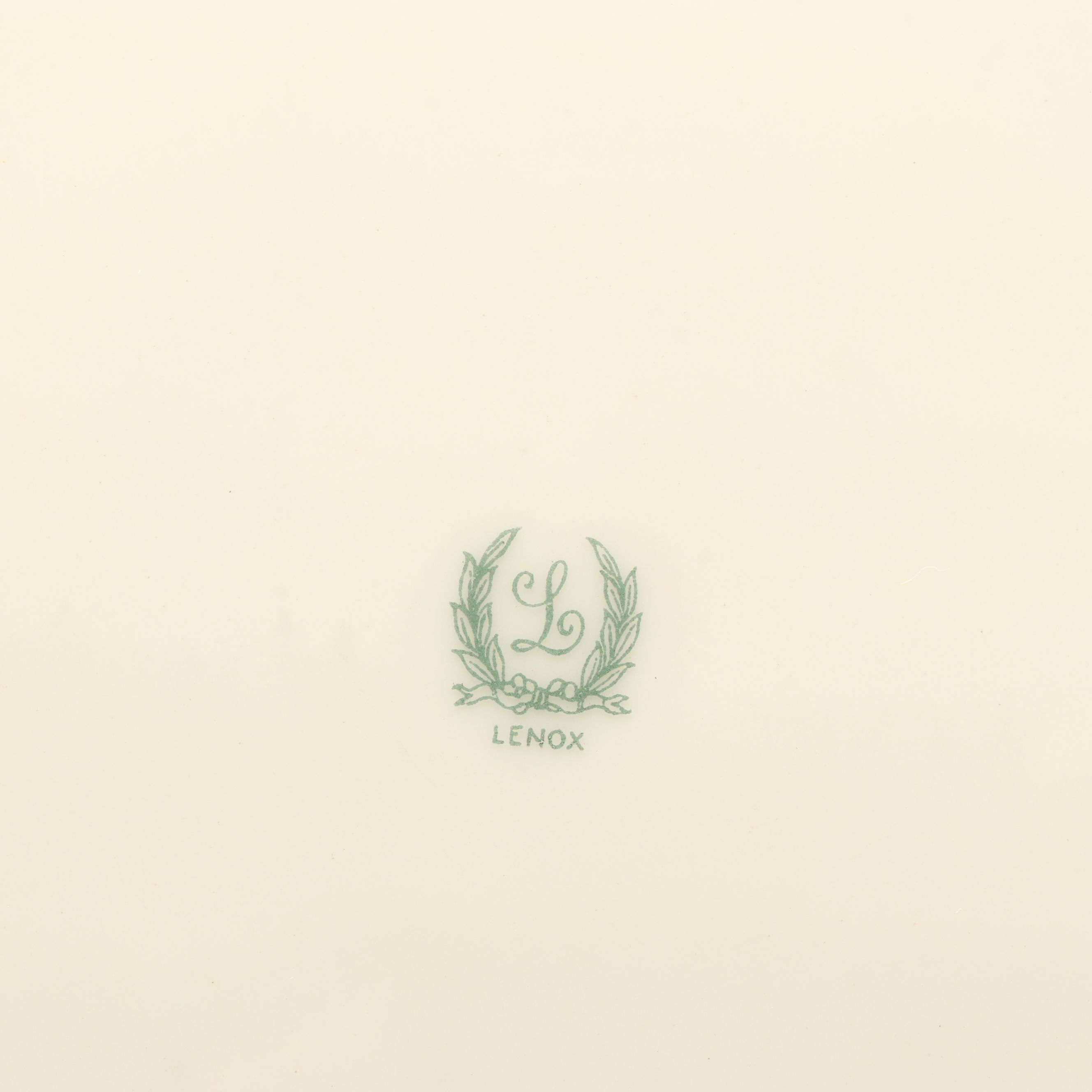 Lenox Gilt Decorated Porcelain Dinner Plates and Dessert Bowls