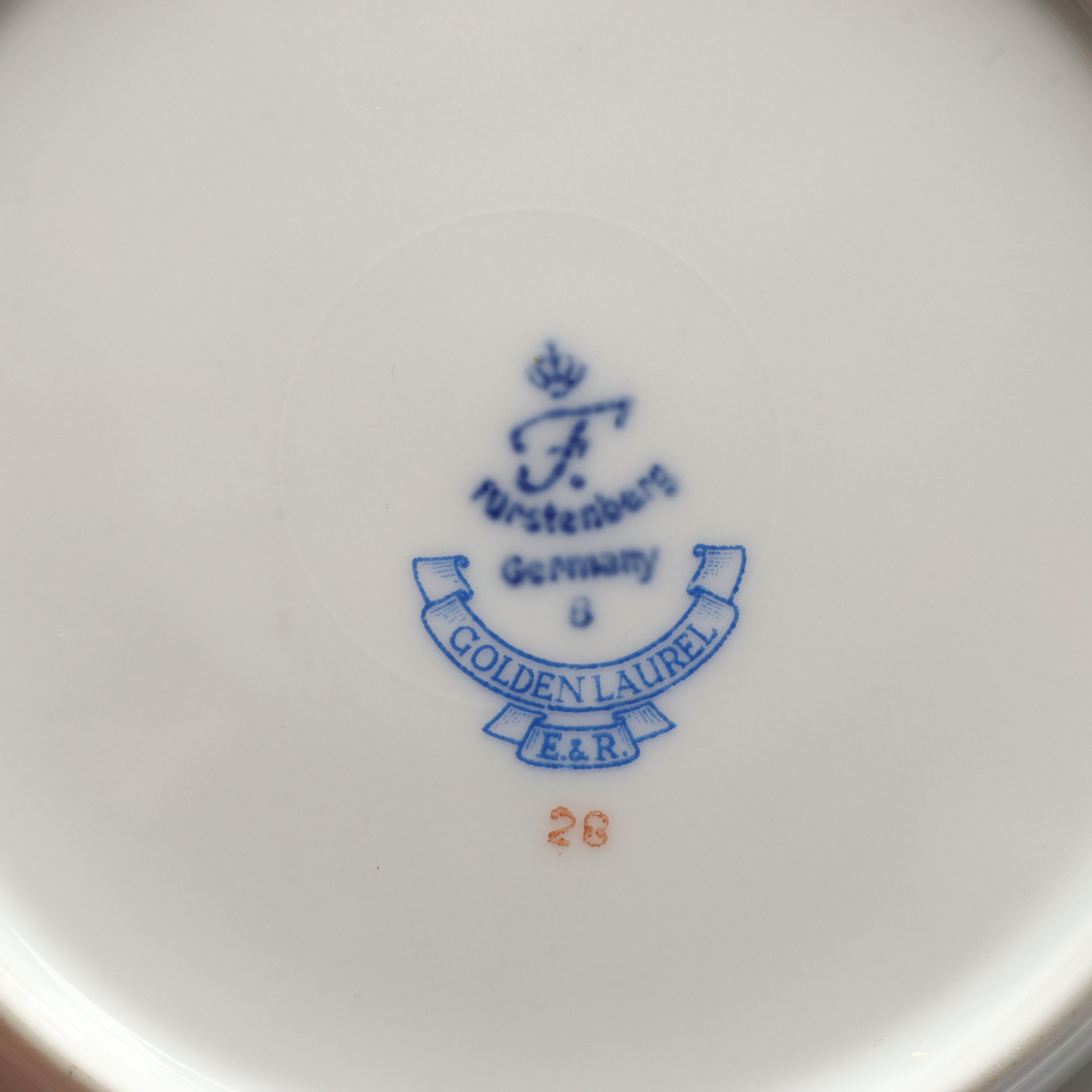 Fürstenberg Porcelain Soup and Dessert Bowls with Rococo Style Porcelain Tray