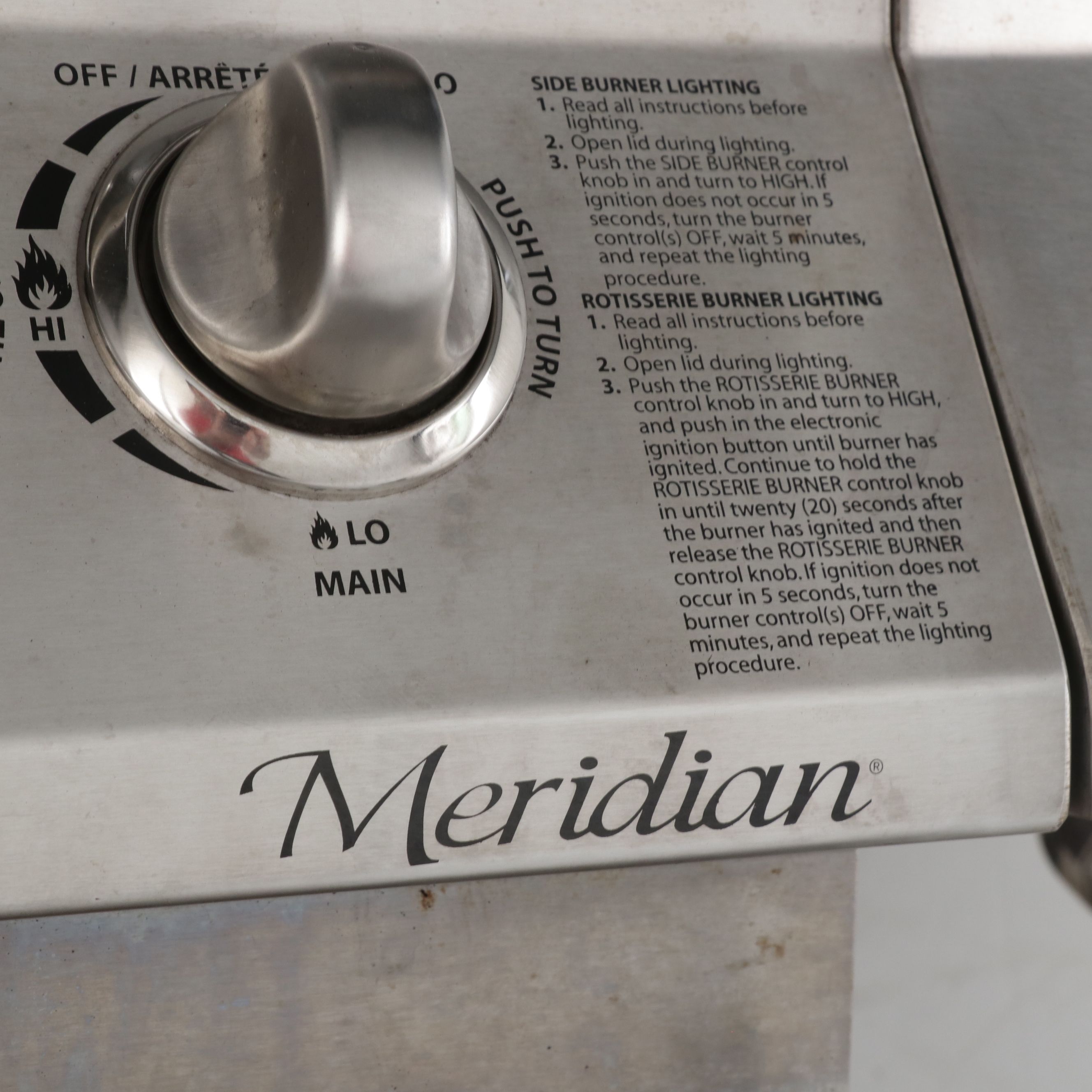 Ducane Meridian Gas Grill with Cover