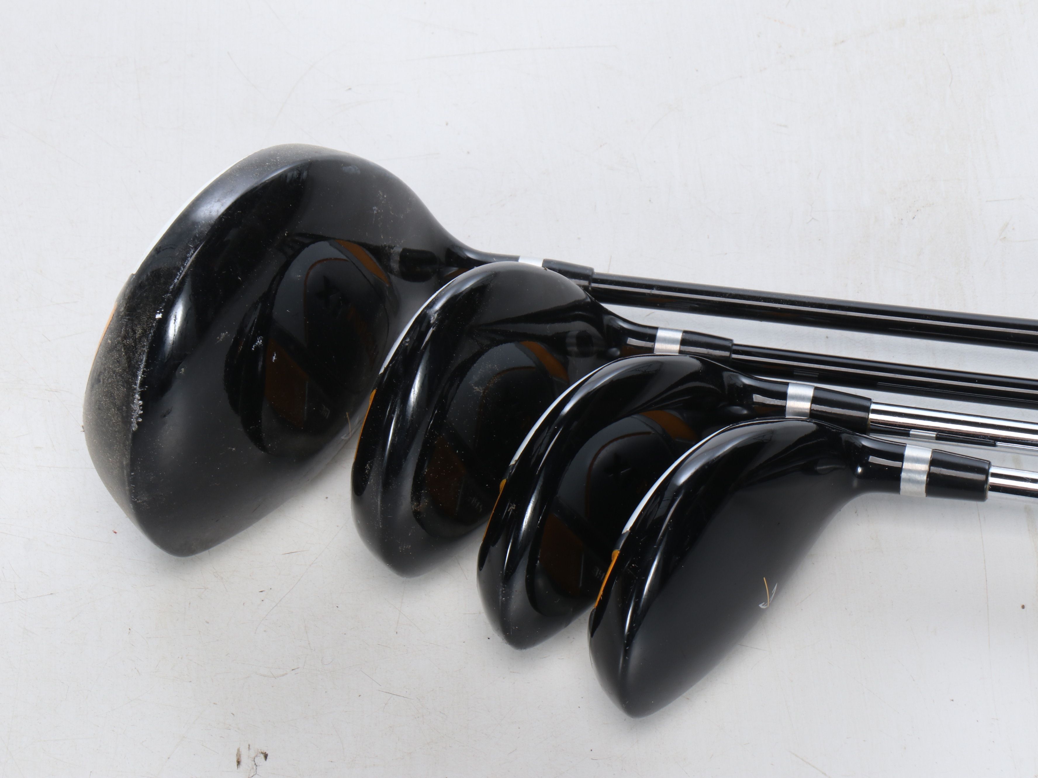 Varsity Golf Bag and Varsity Golf Clubs