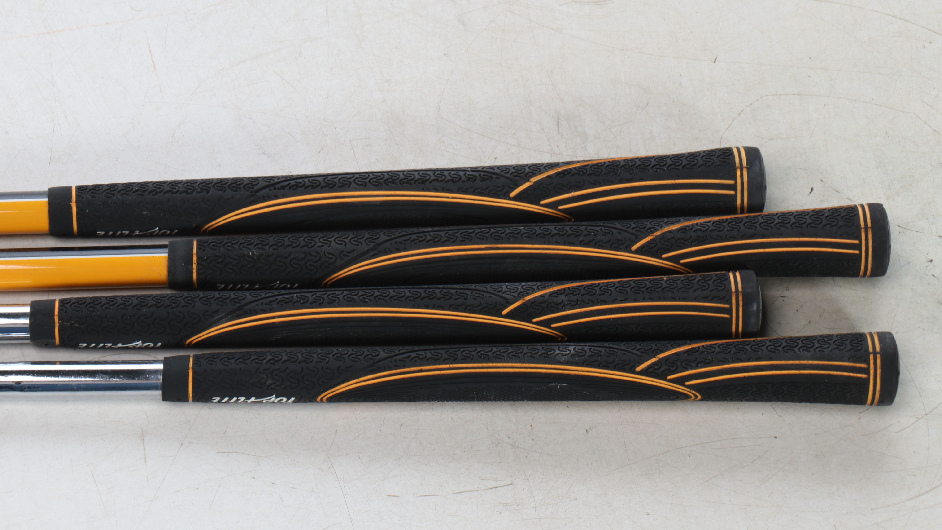 Varsity Golf Bag and Varsity Golf Clubs