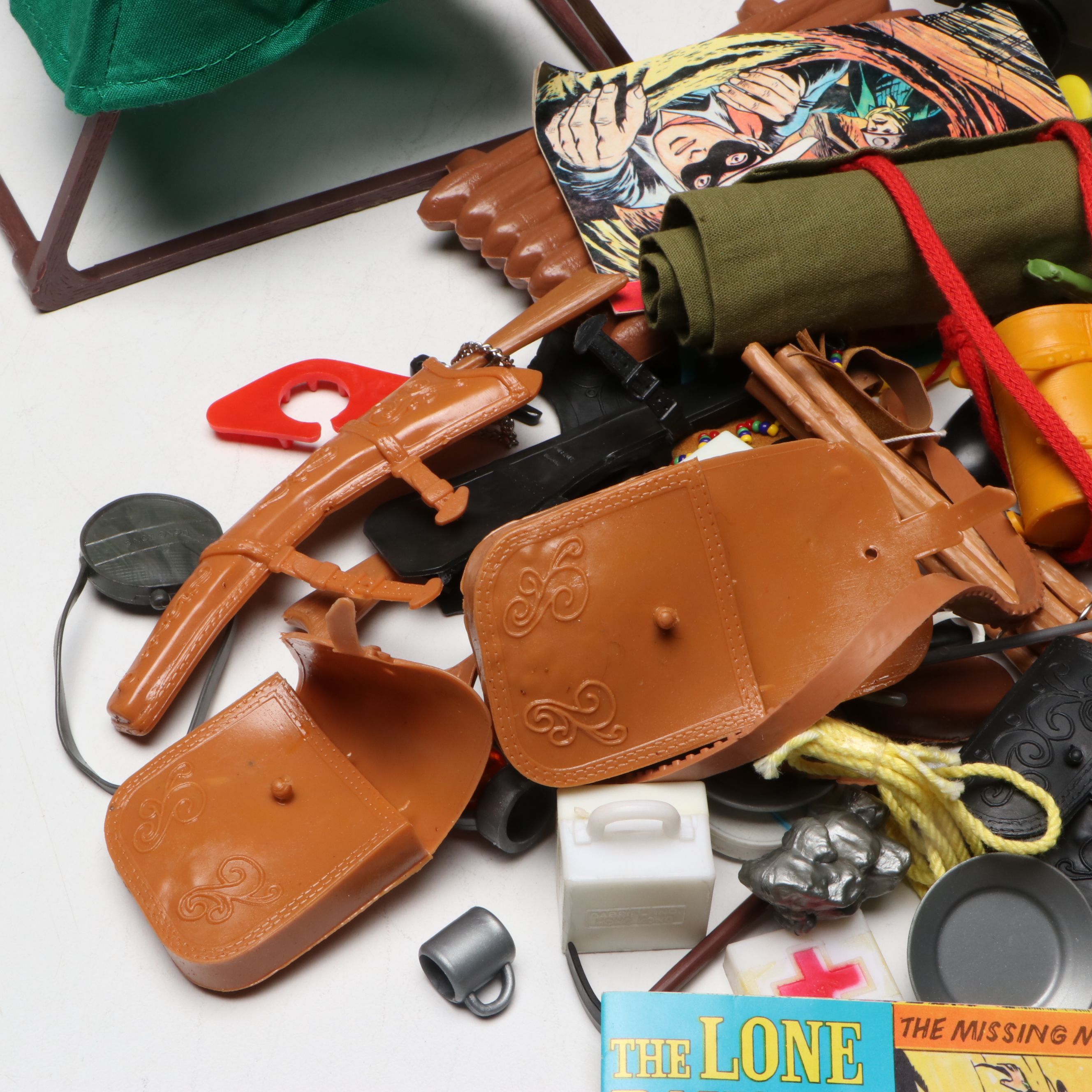 Gabriel "The Lone Ranger" Action Figures and Teepee with More Accessories, 1973