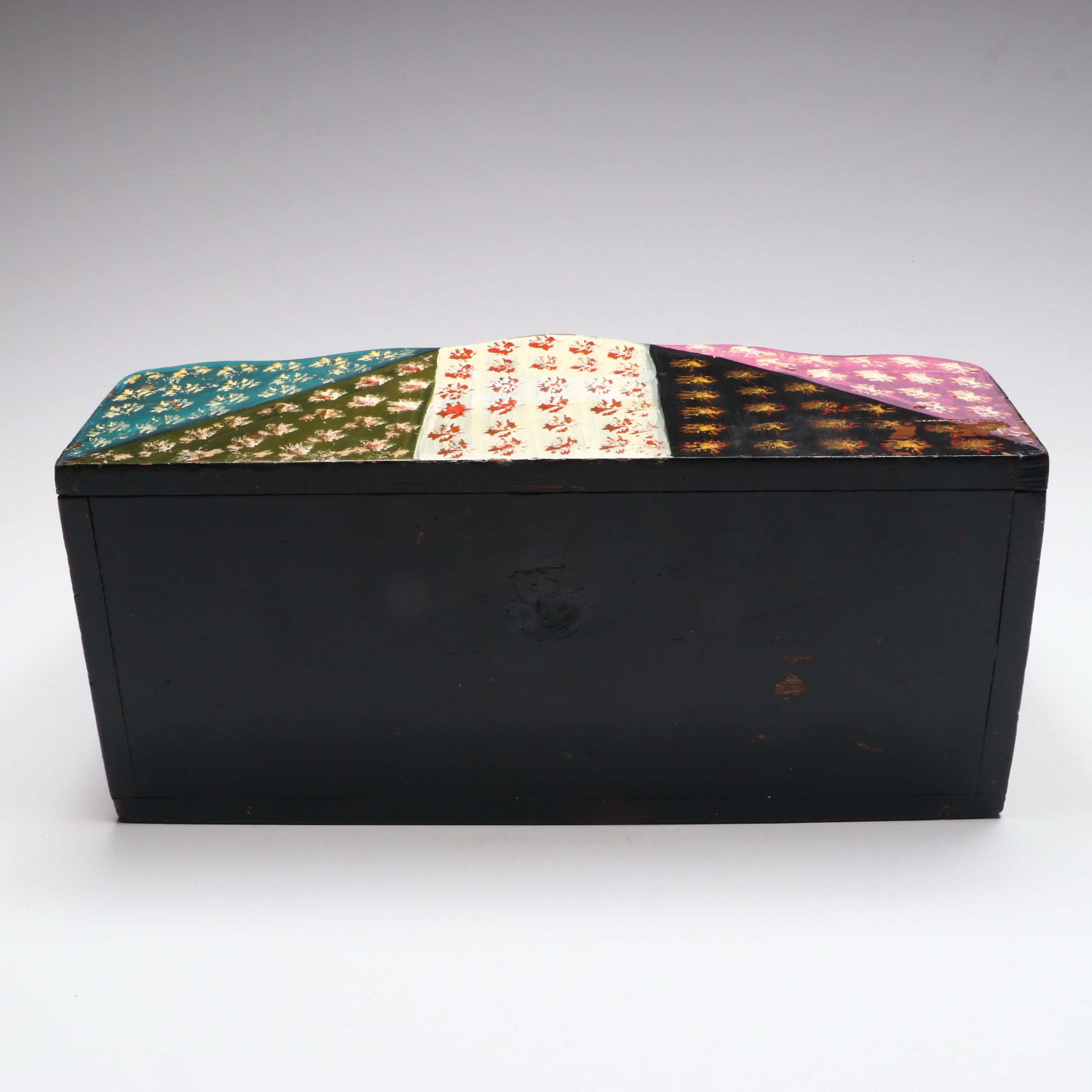 Multicolor Wooden Decorative Shelf