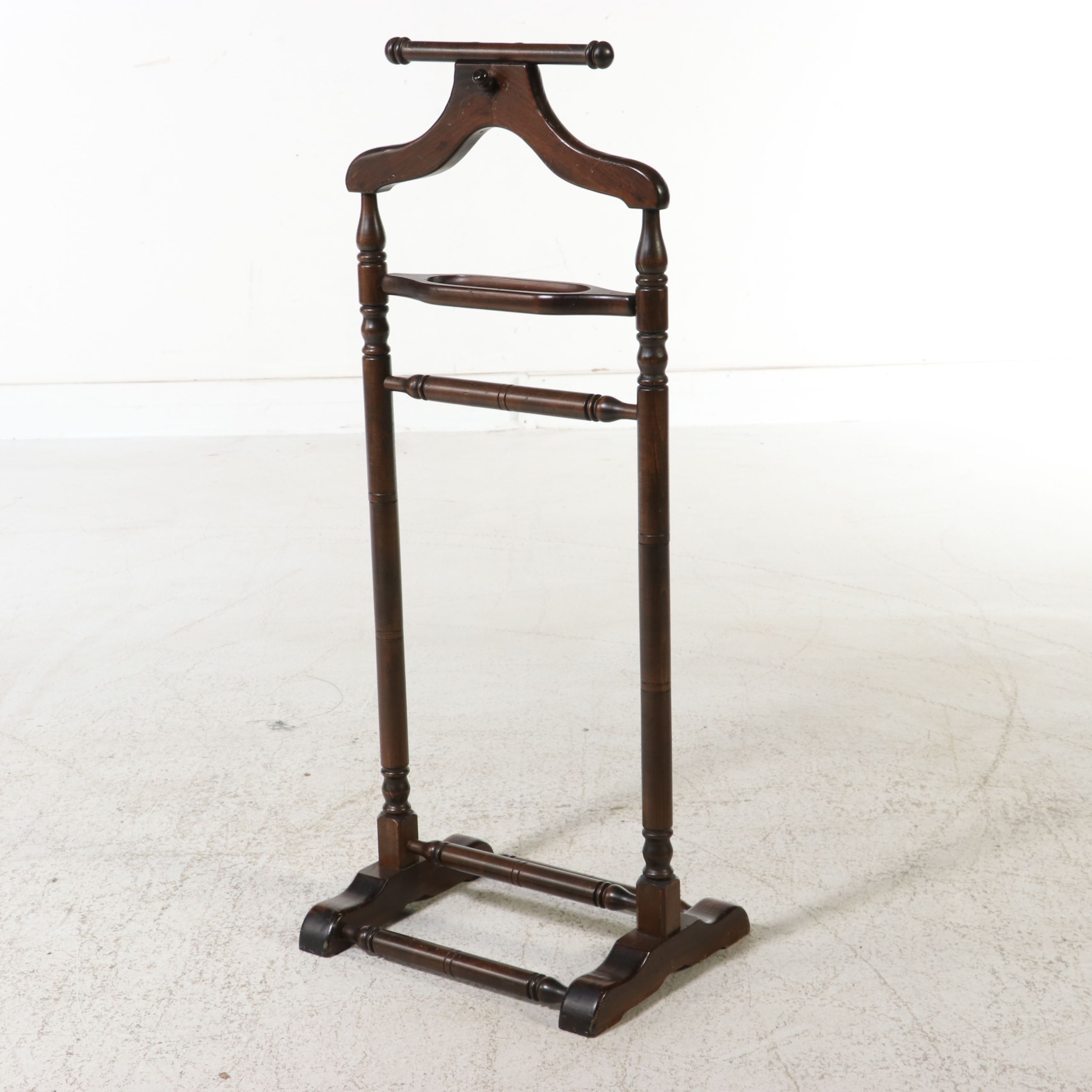 Edwardian Style Hardwood Gentleman's Valet Stand, Mid to Late 20th Century