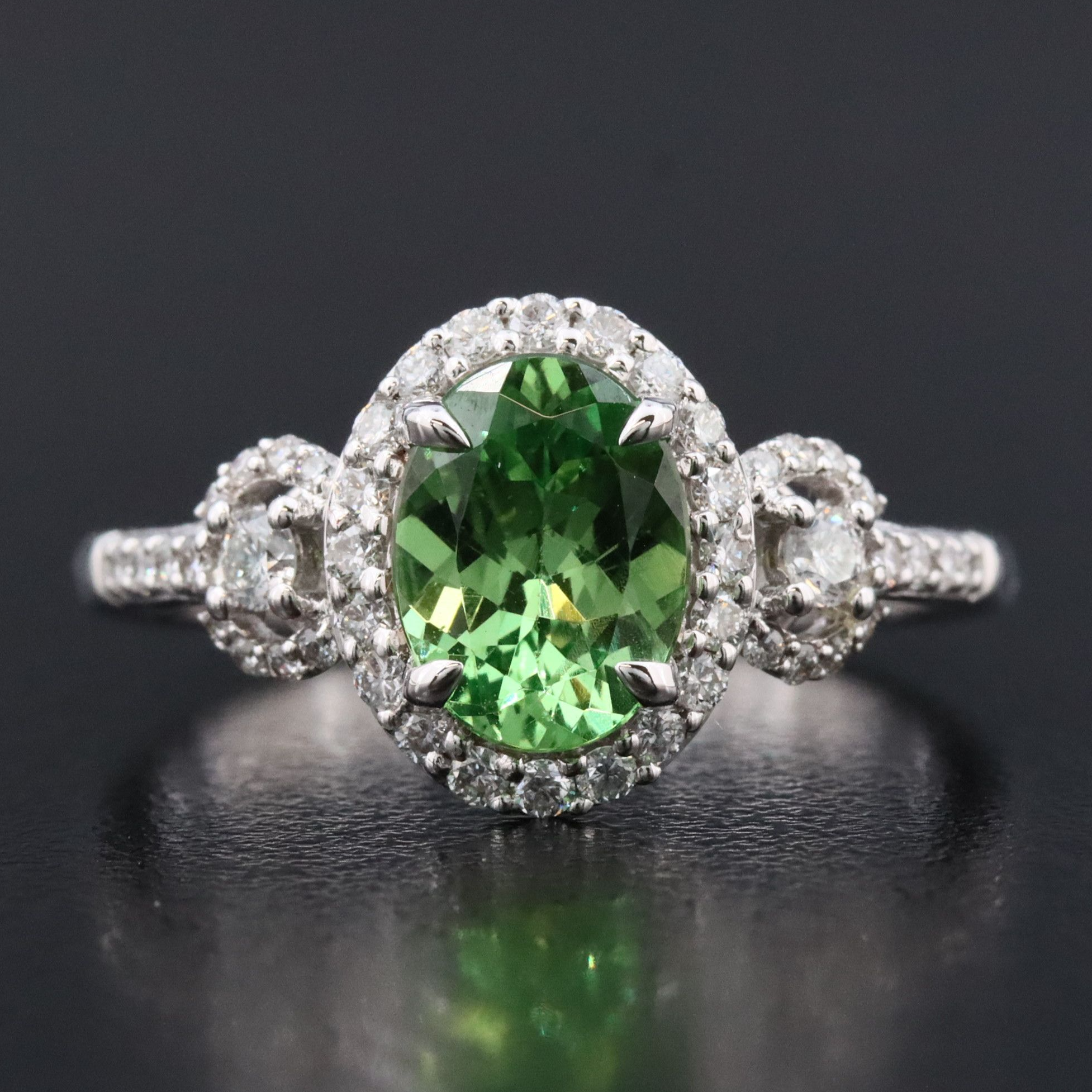 Chromia 18K 1.40 CT Tsavorite and Diamond Ring