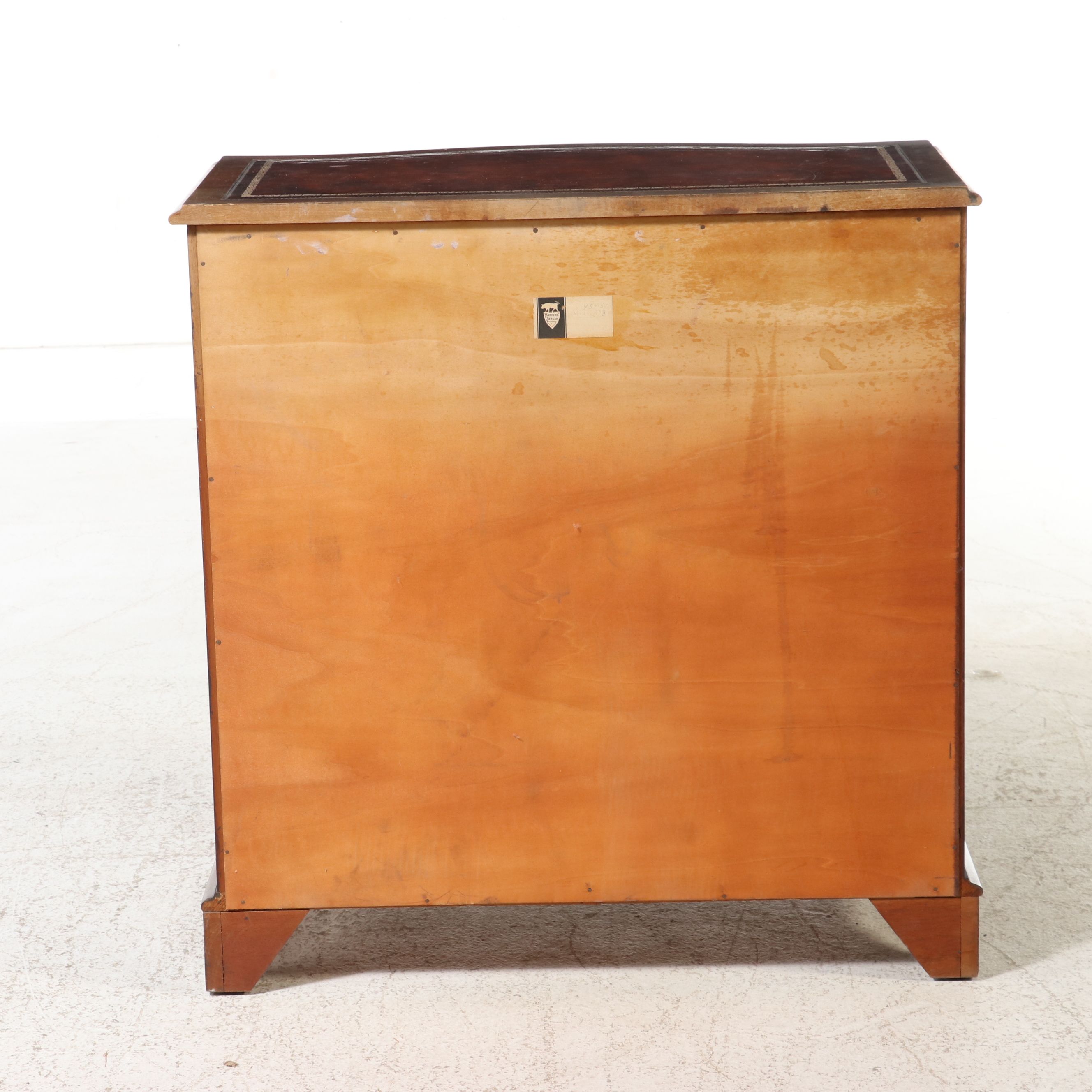 Maddox Table Co. Hepplewhite Style Mahogany Bowfront Chest with Leather Top