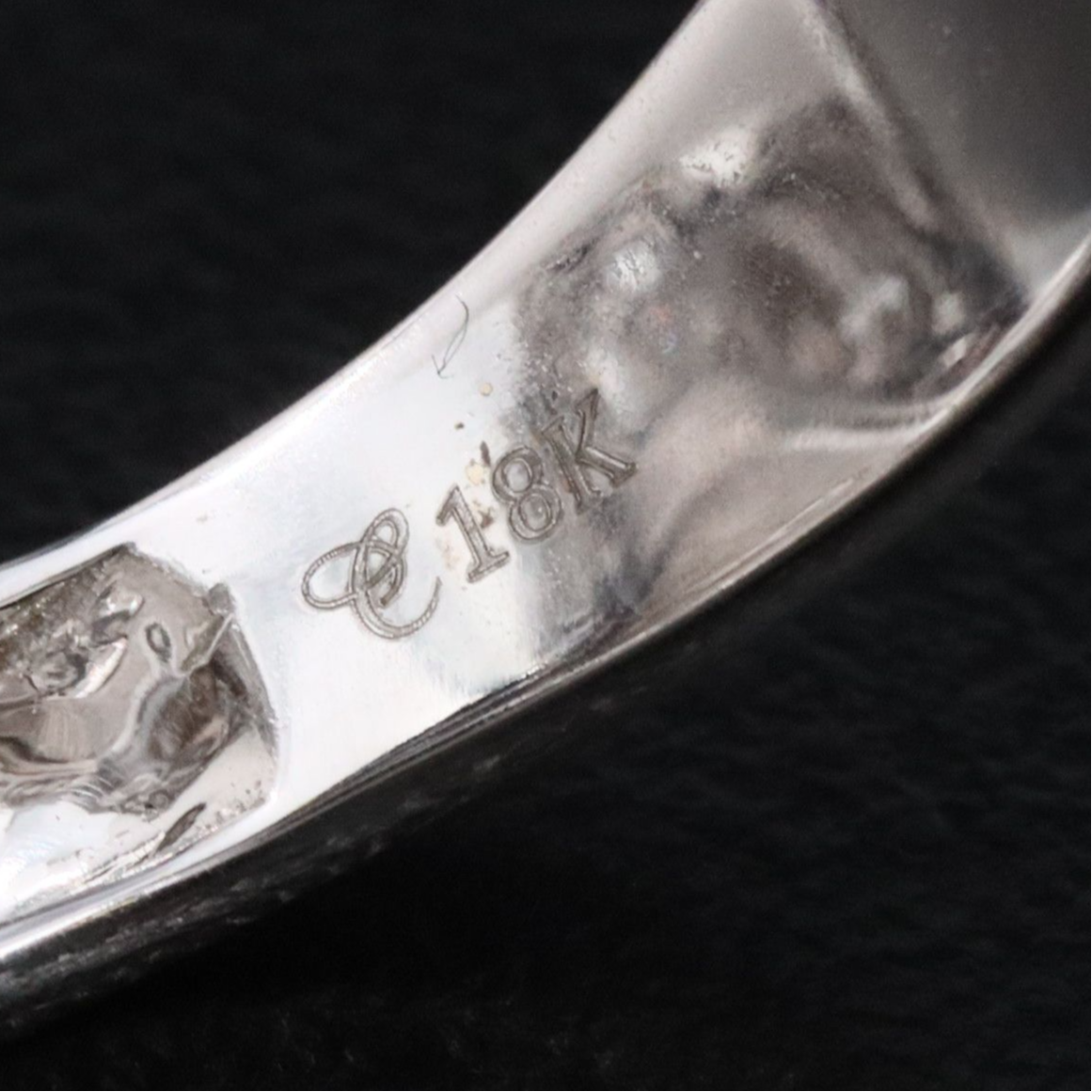 Chromia 18K 9.14 CT Opal and Diamond Ring