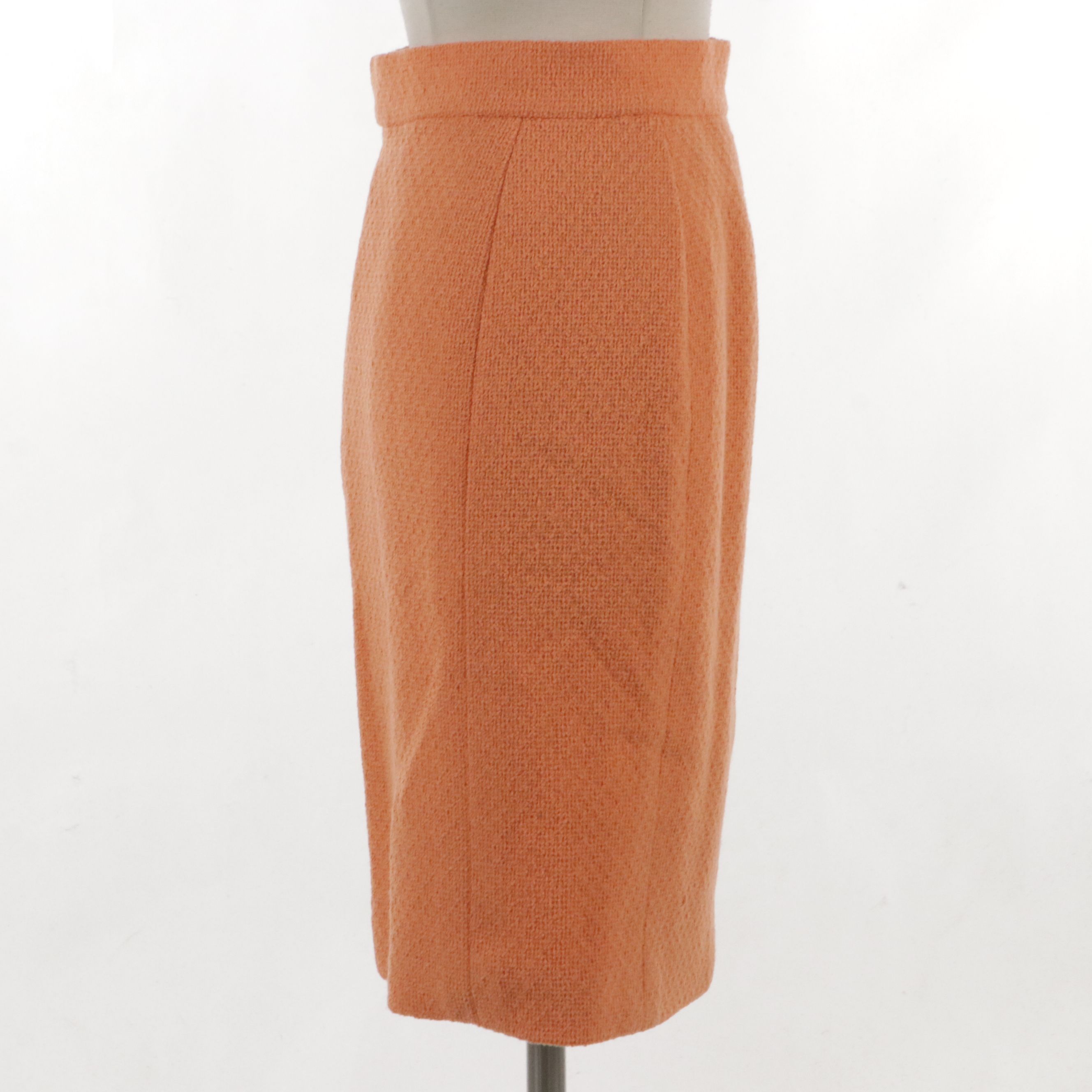 Chanel Boutique Skirt in Orange Wool Tweed