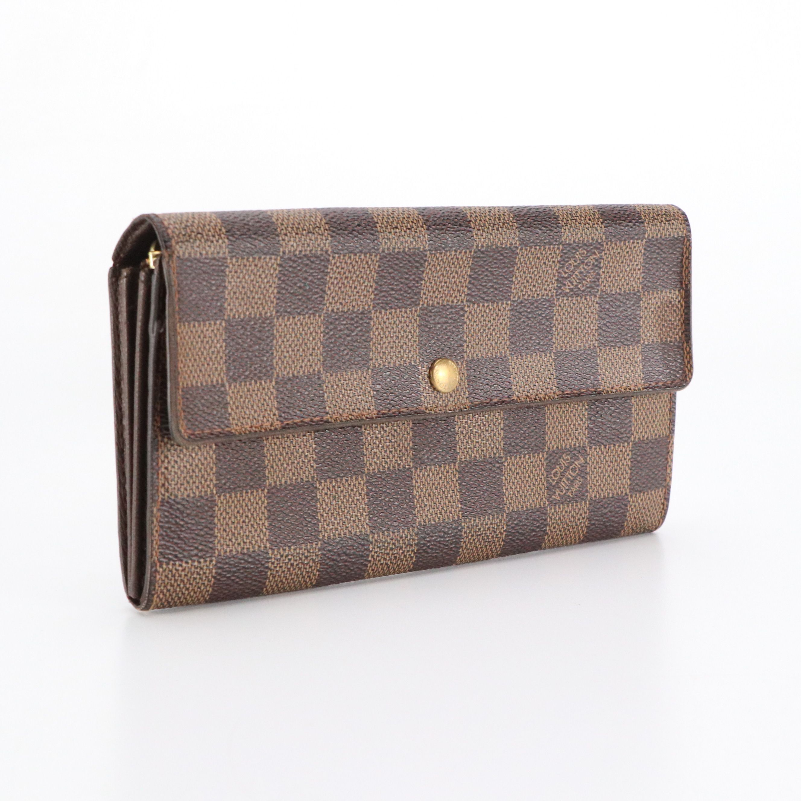 Louis Vuitton Sarah Wallet in Damier Ebene Canvas