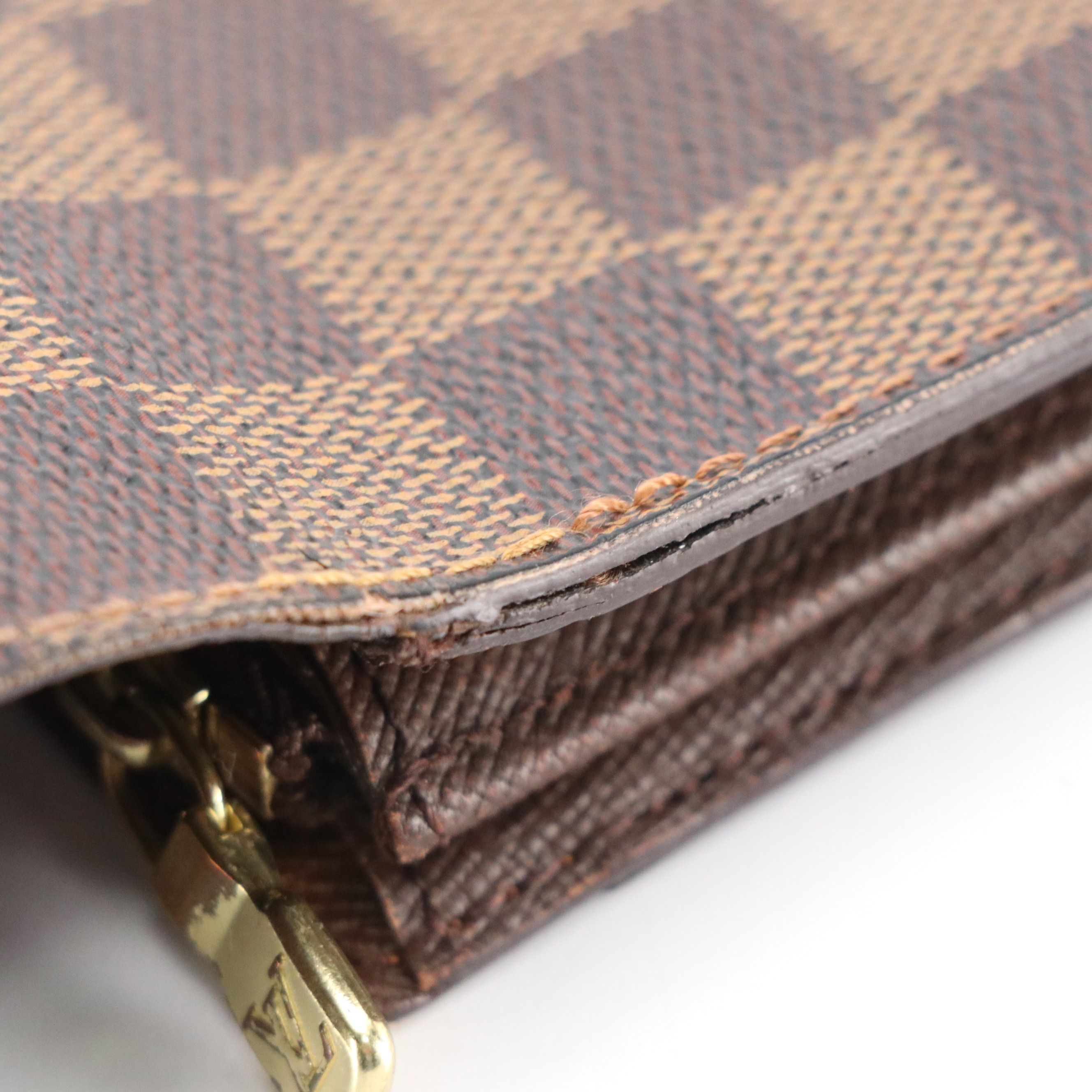 Louis Vuitton Sarah Wallet in Damier Ebene Canvas