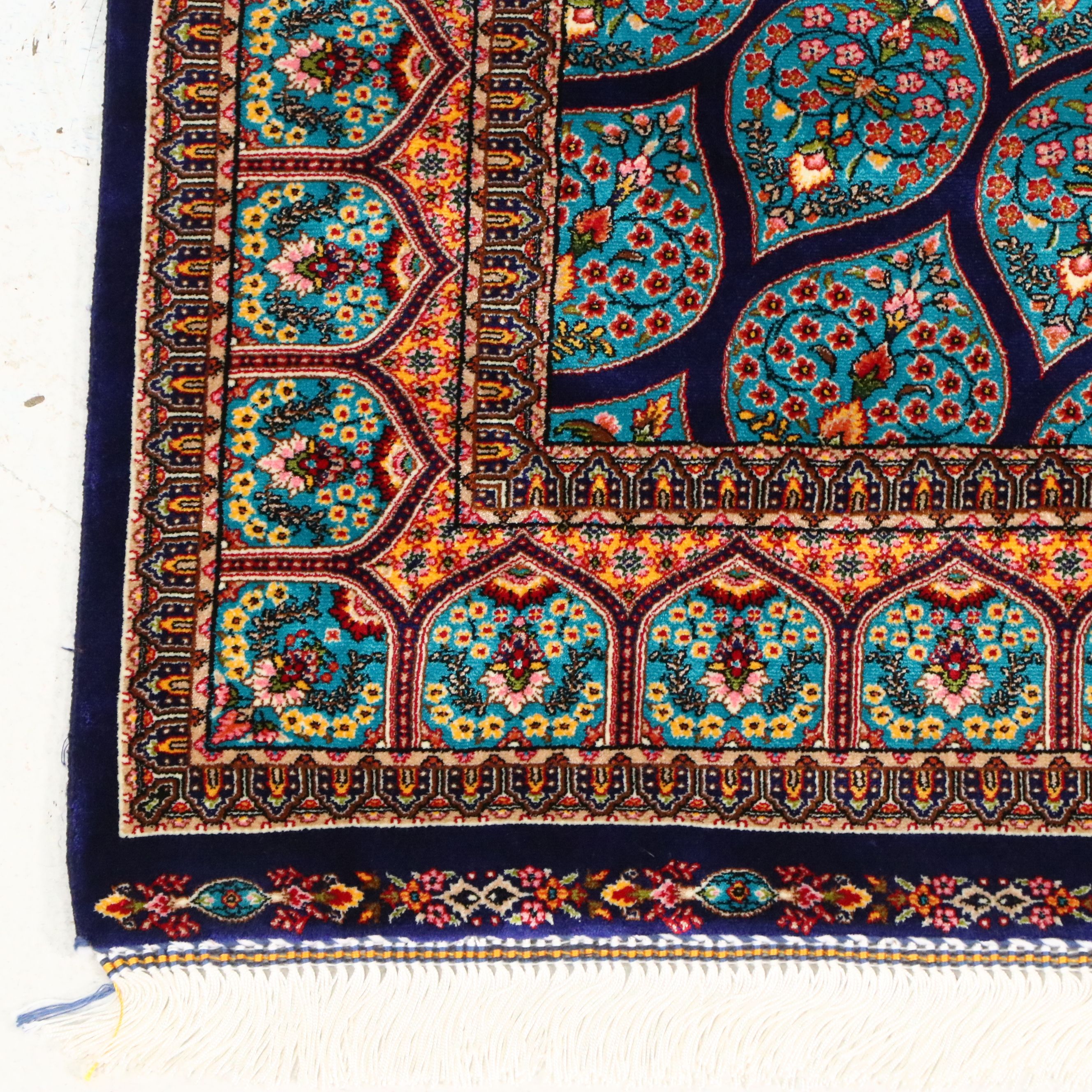 3'2 x 5' Machine Made Turkish Qom Silk Area Rug