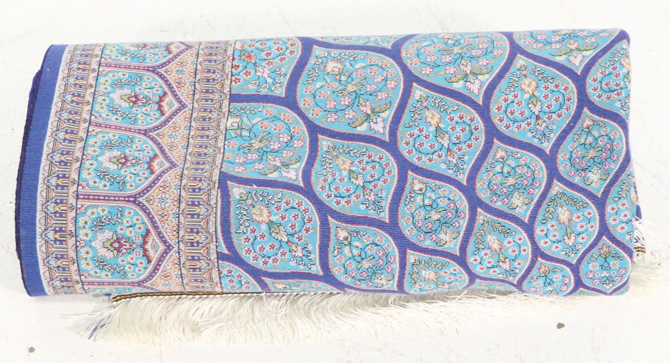 3'2 x 5' Machine Made Turkish Qom Silk Area Rug