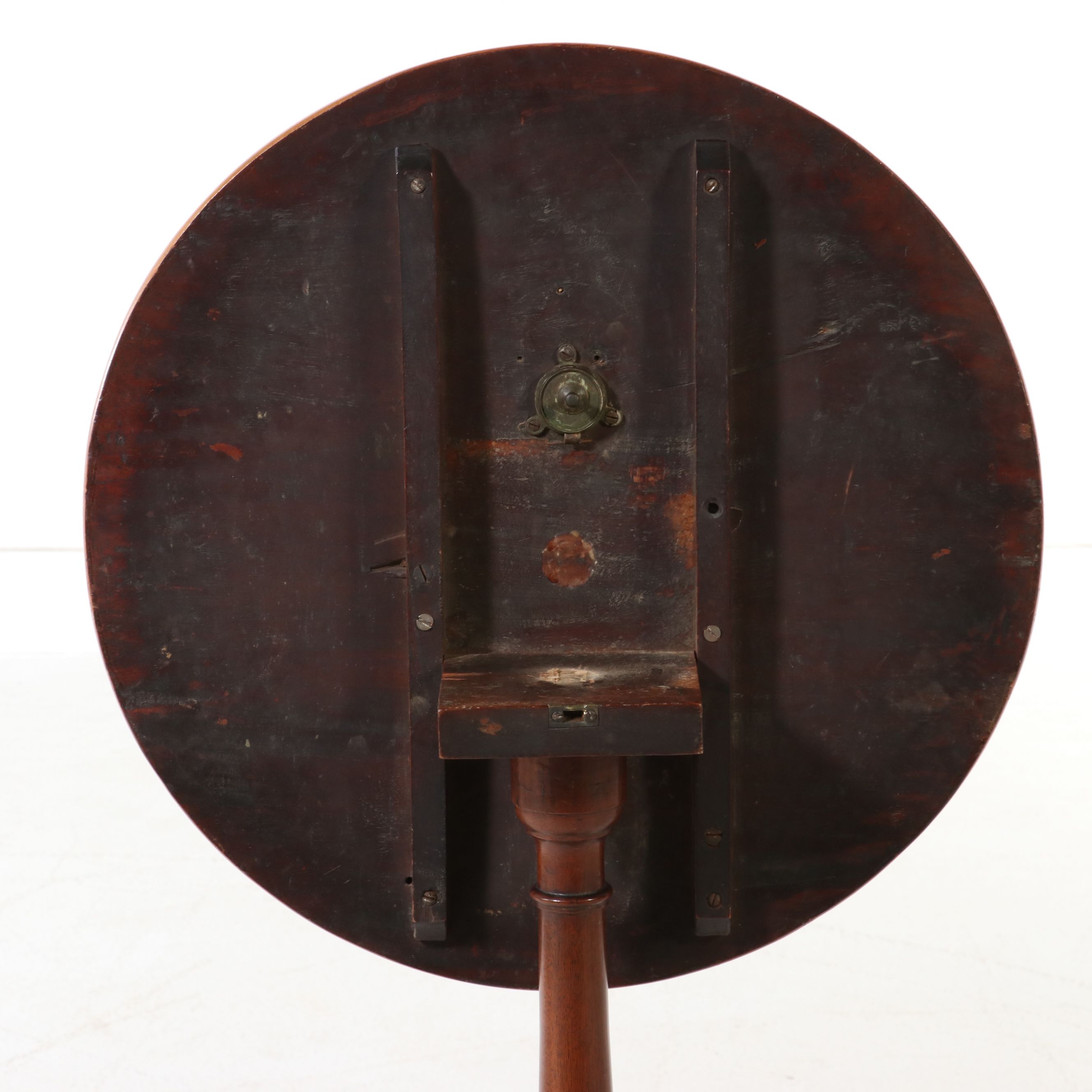 Queen Anne Mahogany Tilt-Top Candlestand, Mid to Late 18th Century