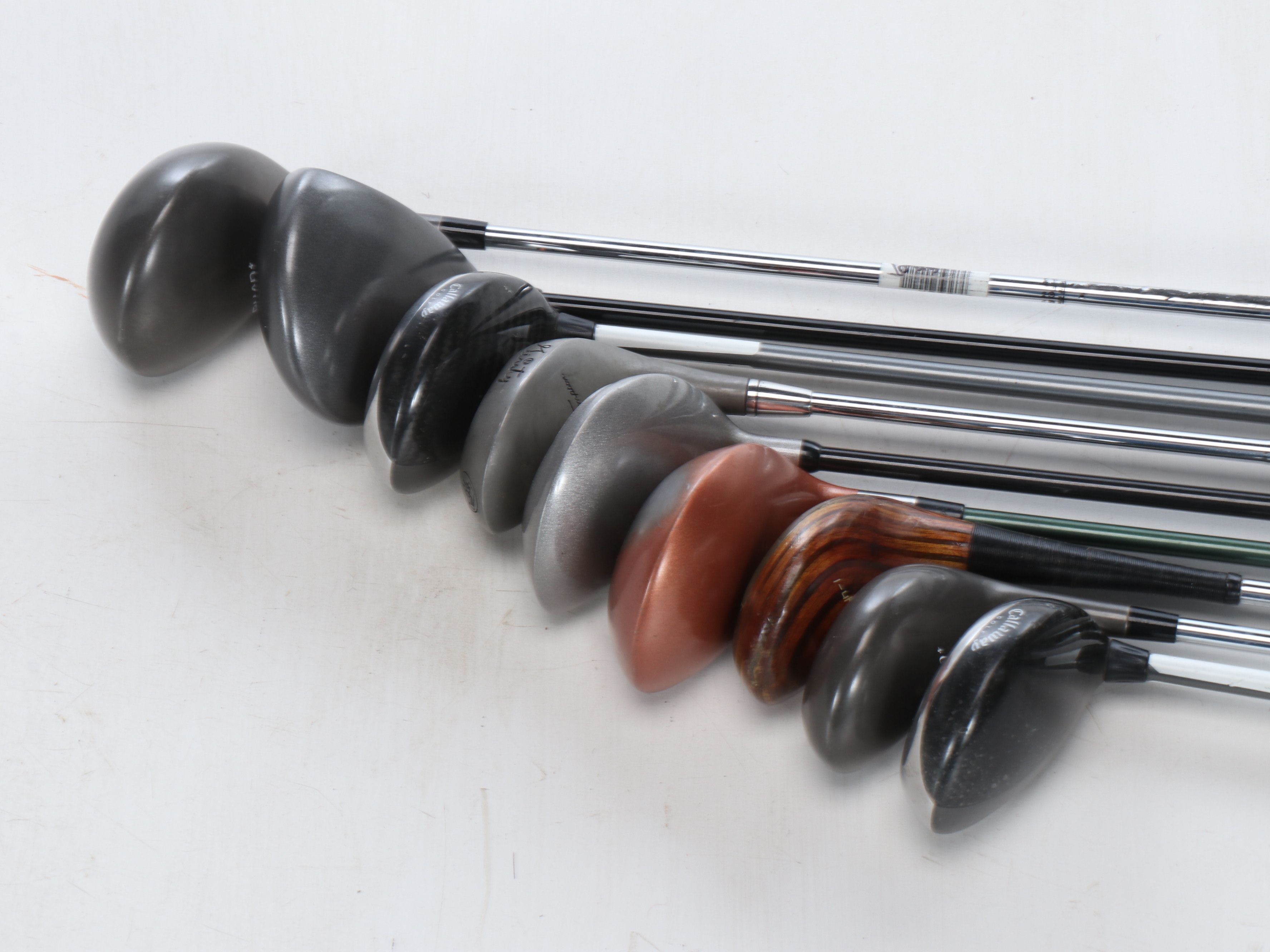 Slazenger Golf Bag with Right- Handed Golf Clubs and Foldable Cart