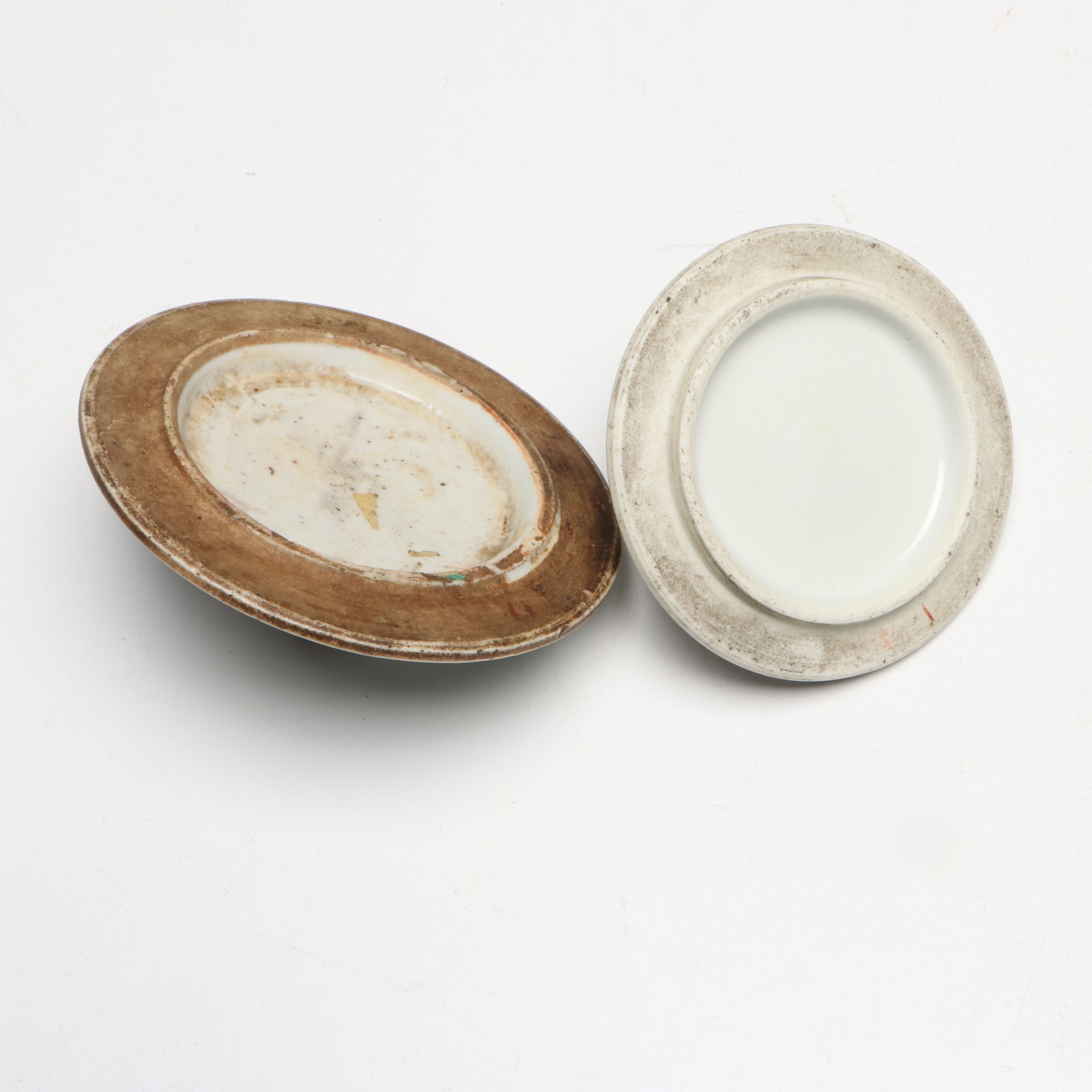 Chinese Famille Rose Porcelain Melon Jars with Wood Pedestals