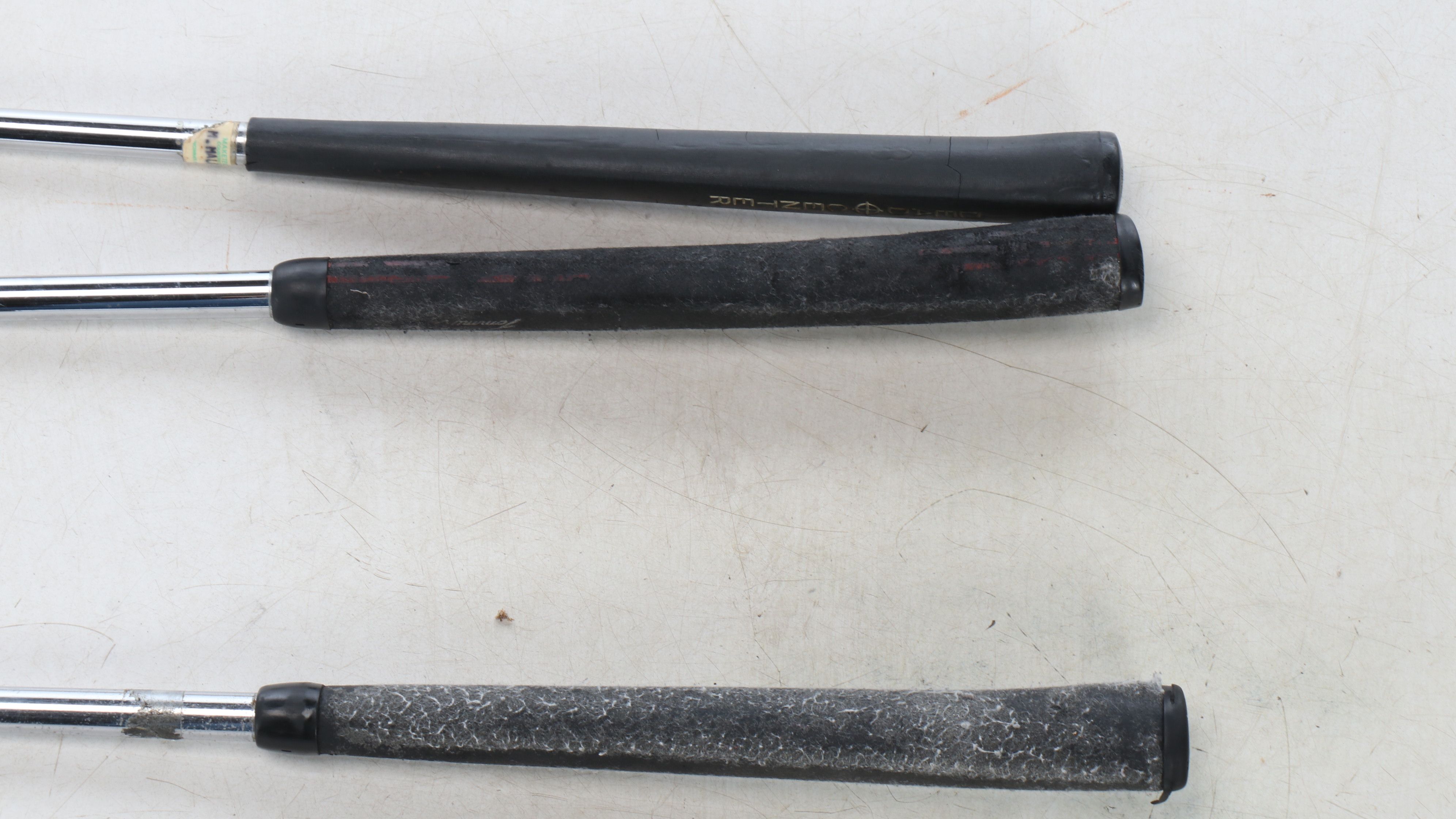 Burton Golf Bag with Right- Handed Golf Clubs and Foldable Cart