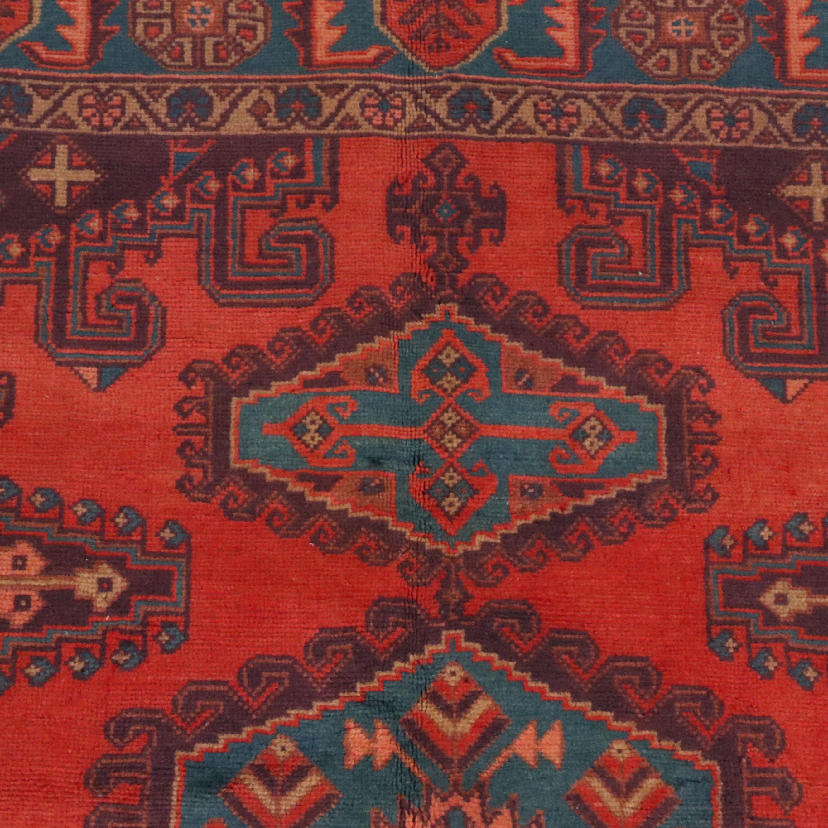 5'2 x 6'10 Hand-Knotted Persian Viss Area Rug