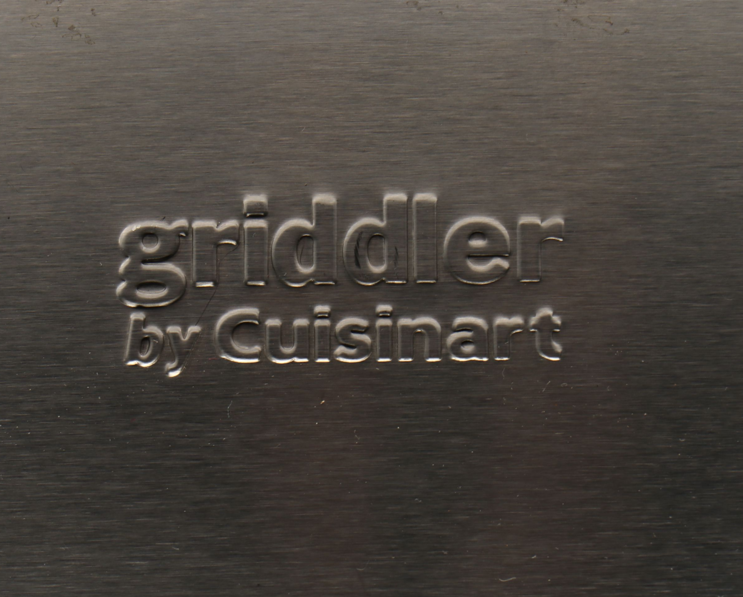 Cuisinart Griddle, Juicers and Electric Carving Knife with Slitzer Steak Knives