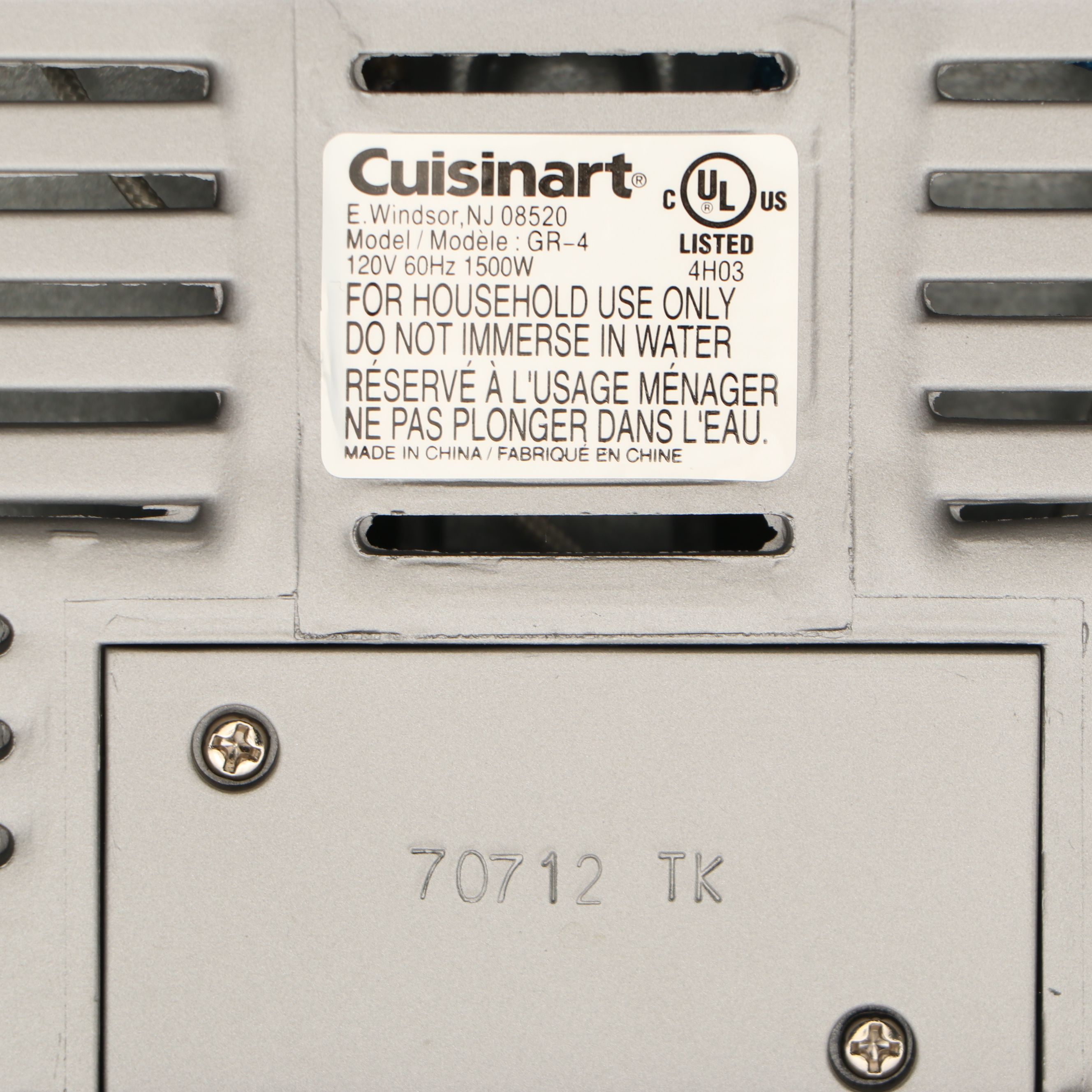 Cuisinart Griddle, Juicers and Electric Carving Knife with Slitzer Steak Knives