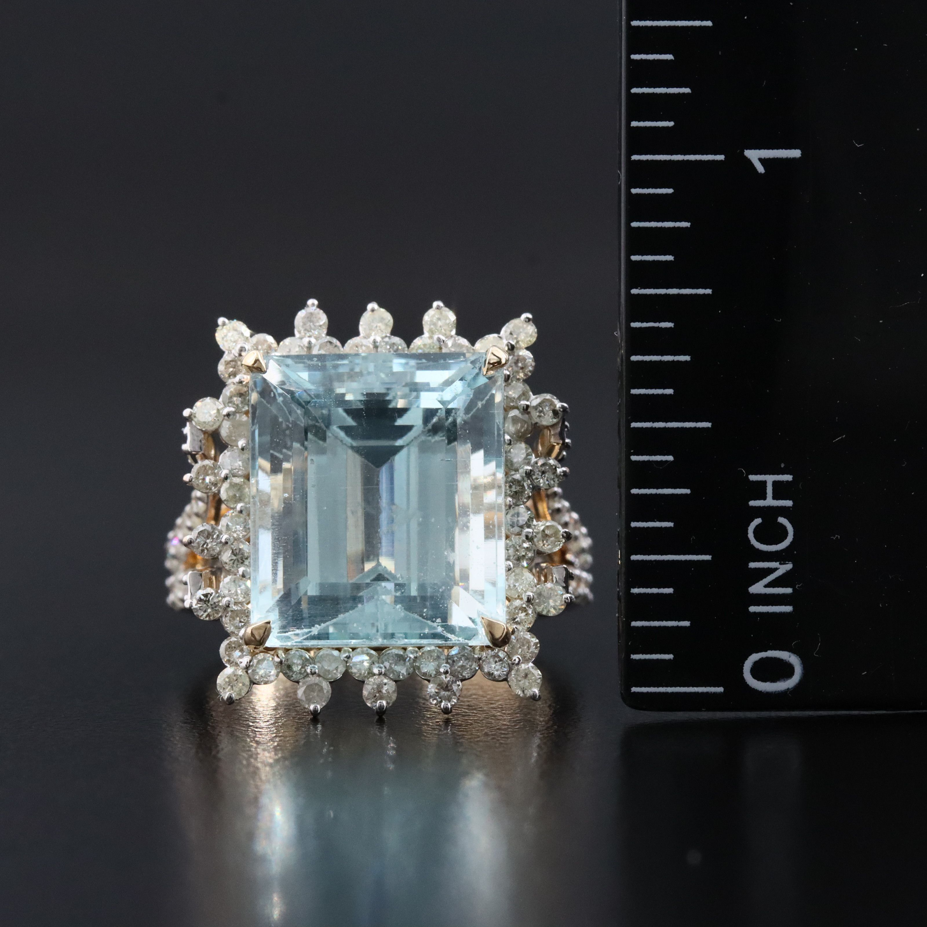14K 13.07 CT Aquamarine and 1.48 CTW Diamond Ring
