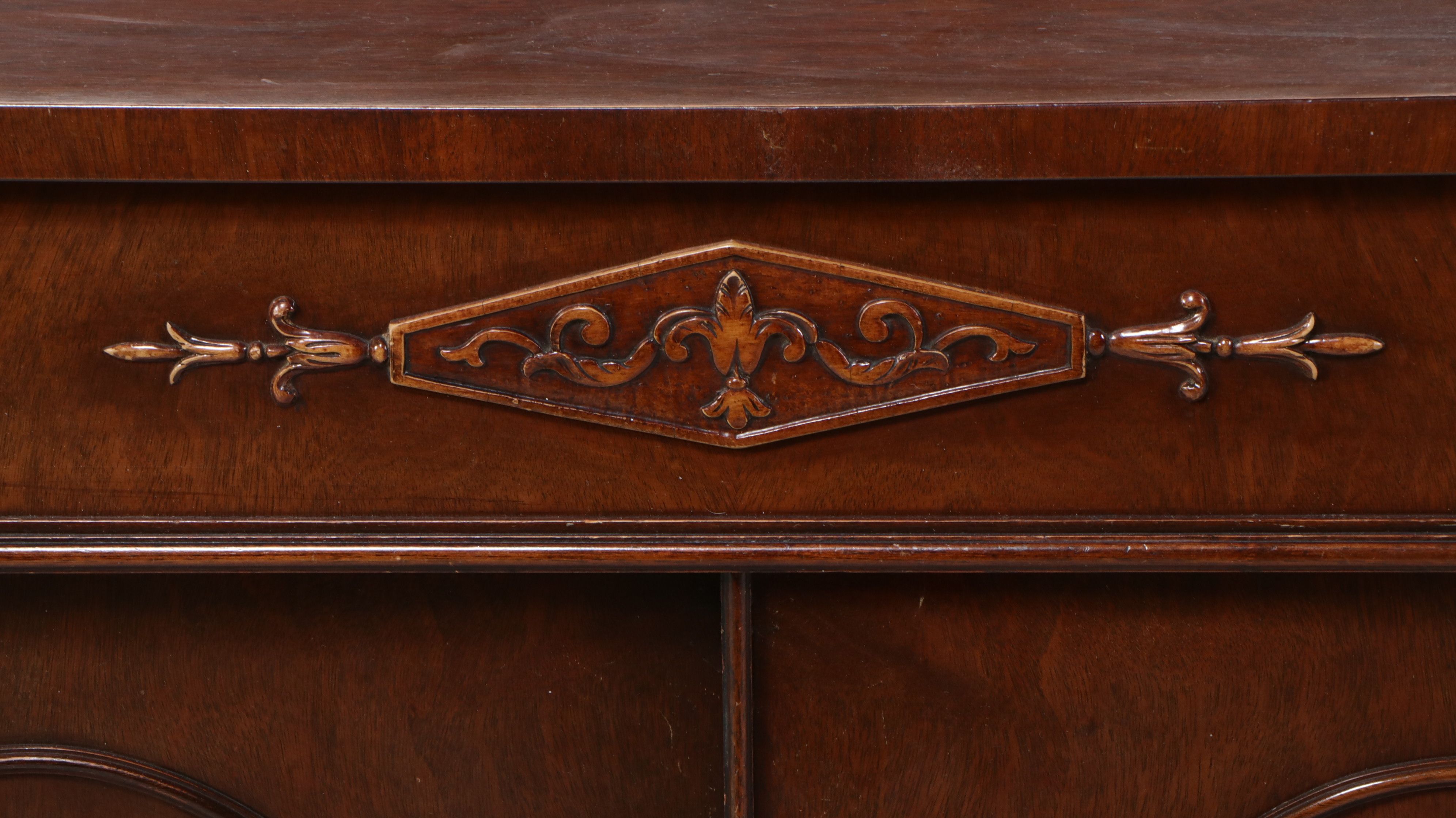 Federal Style Inlaid Mahogany Serpentine Sideboard, 20th Century