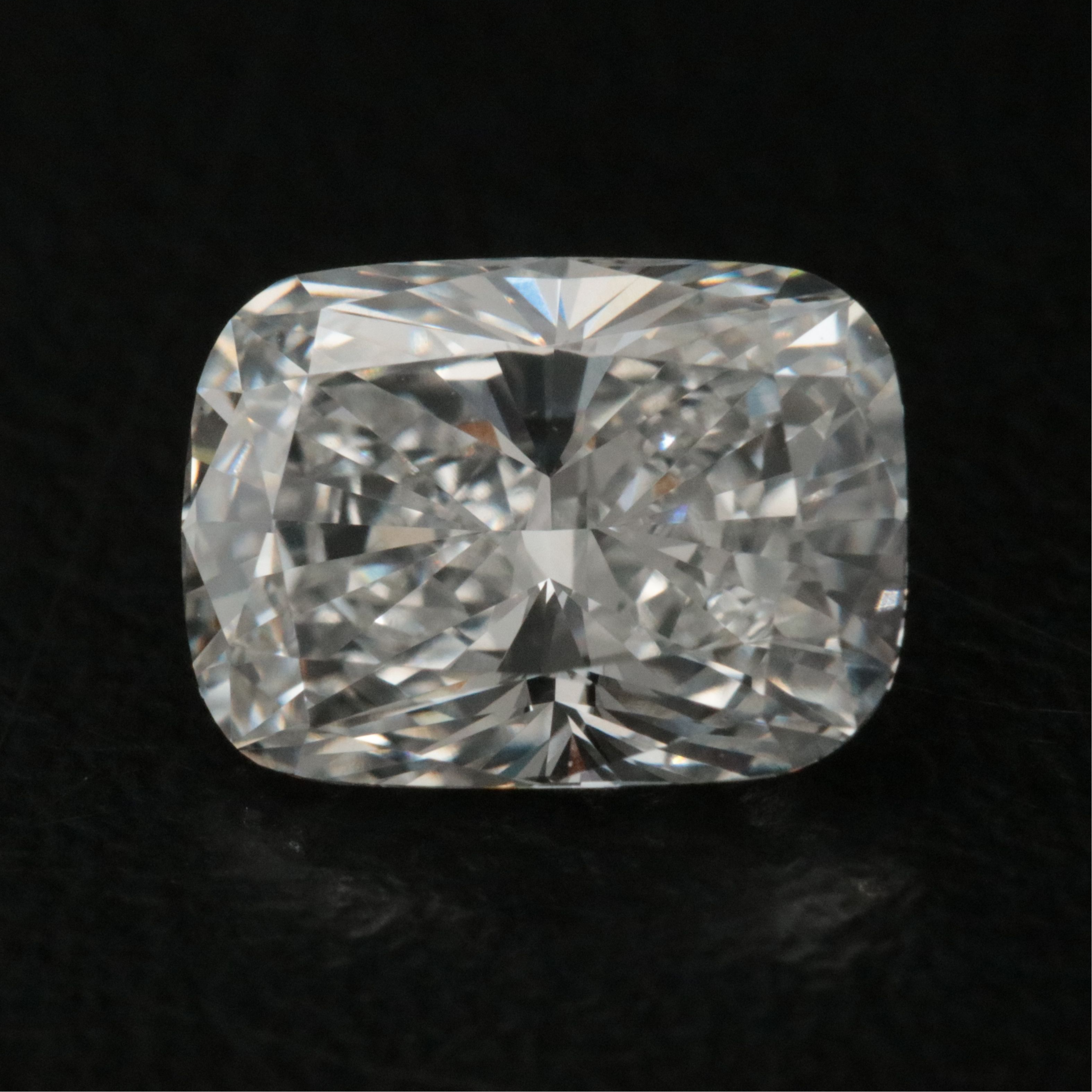 Loose 1.57 CT Lab Grown Diamond with IGI Report