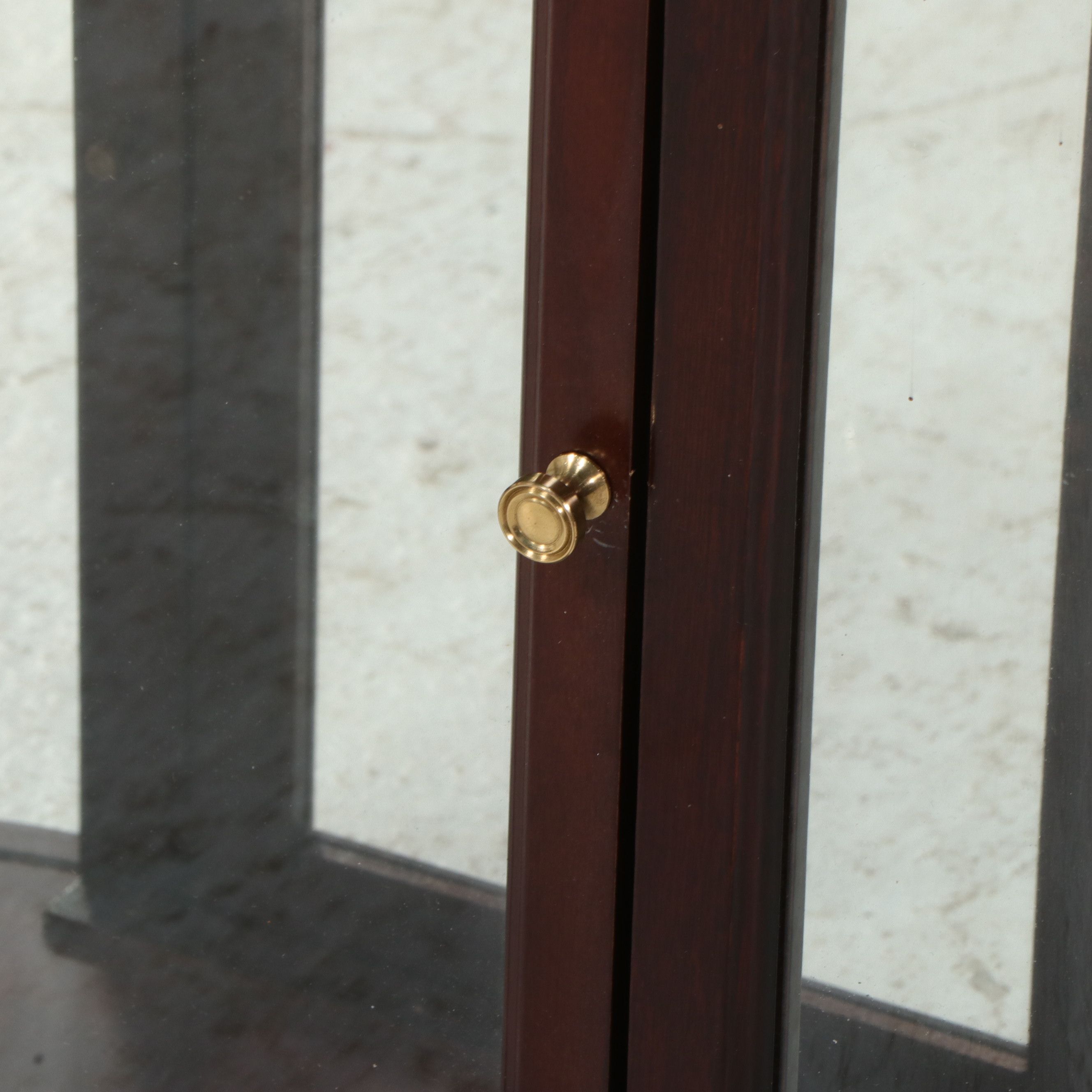 The Bombay Company Mahogany Finish Wall-Mount Curio Cabinet, Late 20th Century