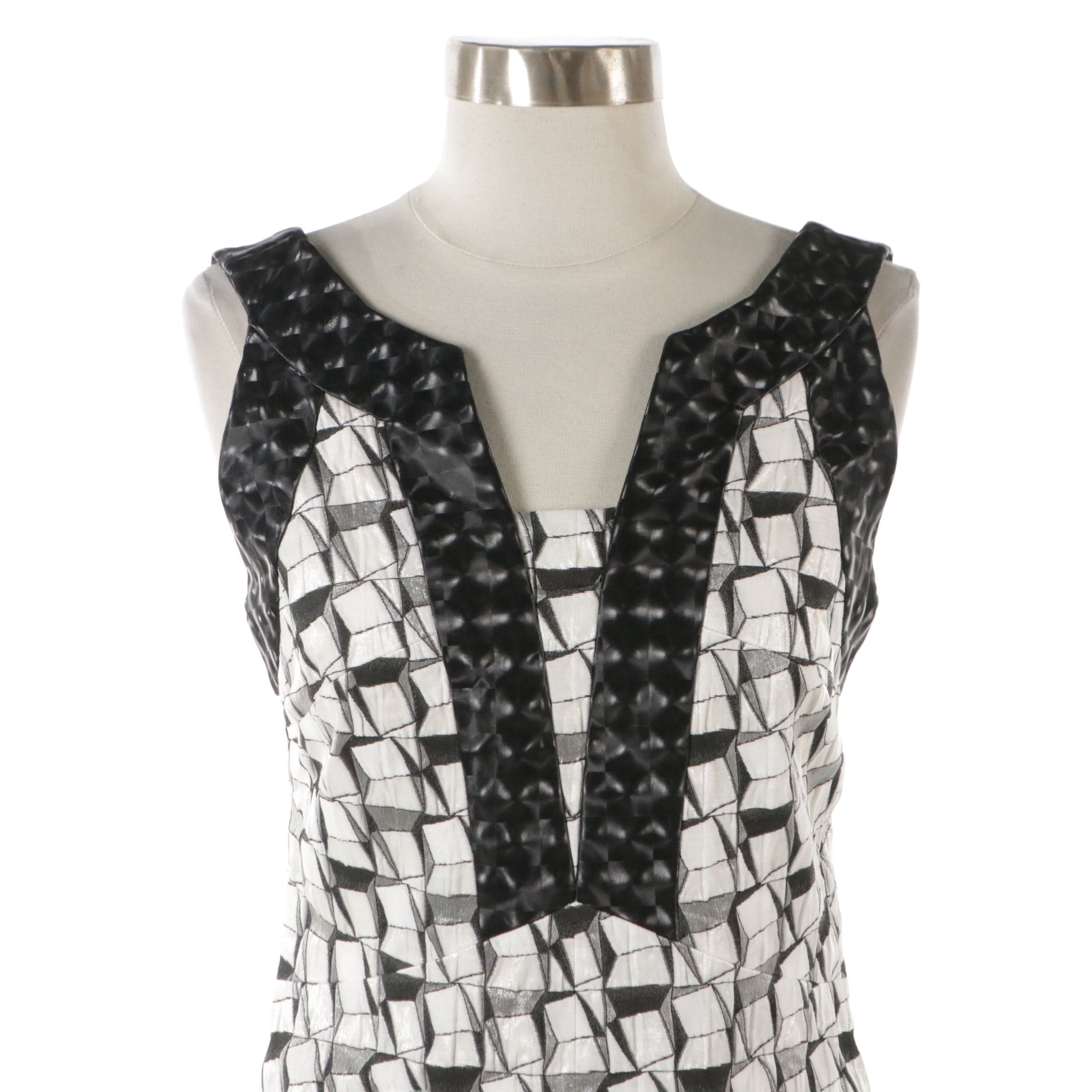 Chanel Dubai Cruise Collection Abstract Quilt Pattern 3-Piece Set