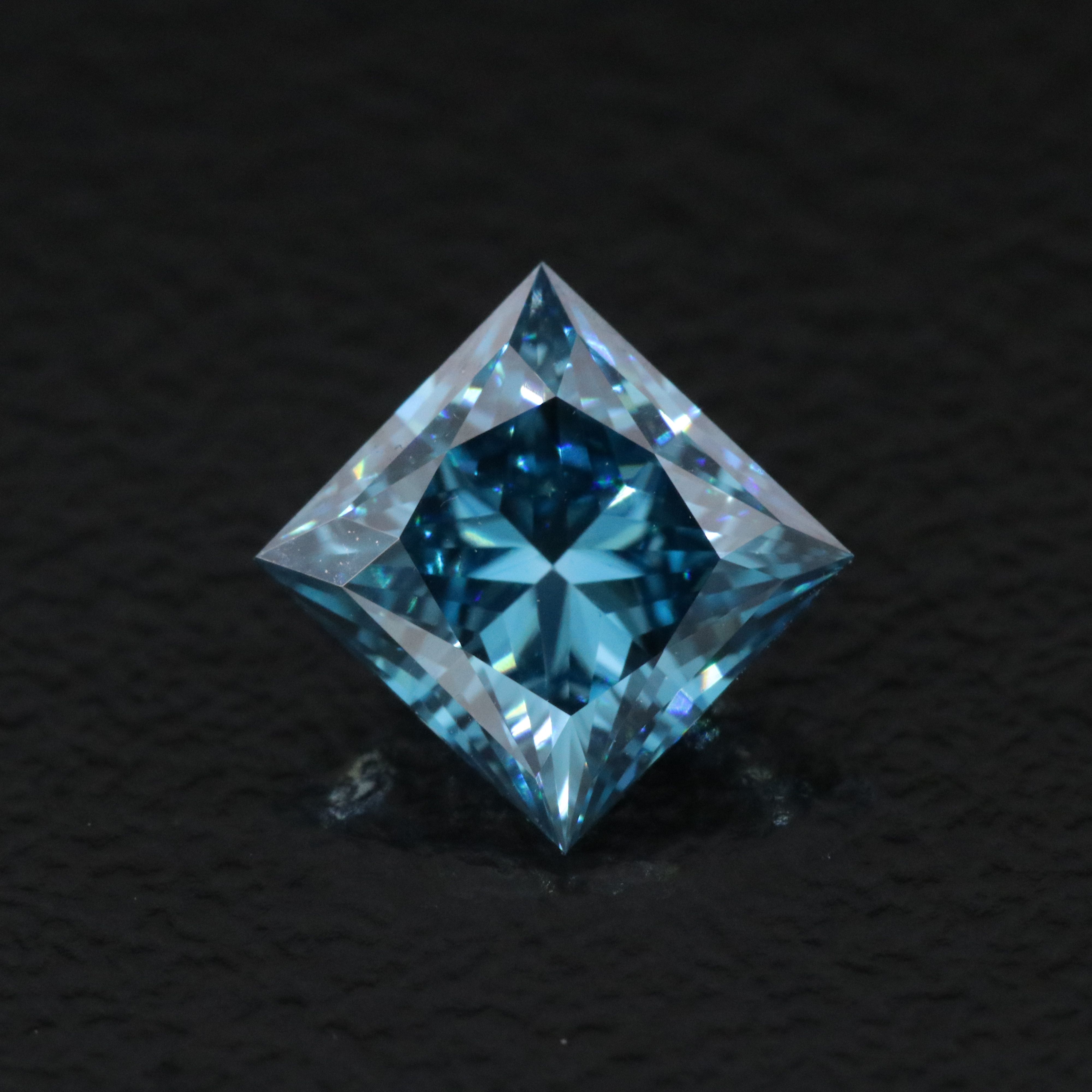 Loose 1.05 CT Lab Grown Fancy Vivid Blue Diamond with IGI Report