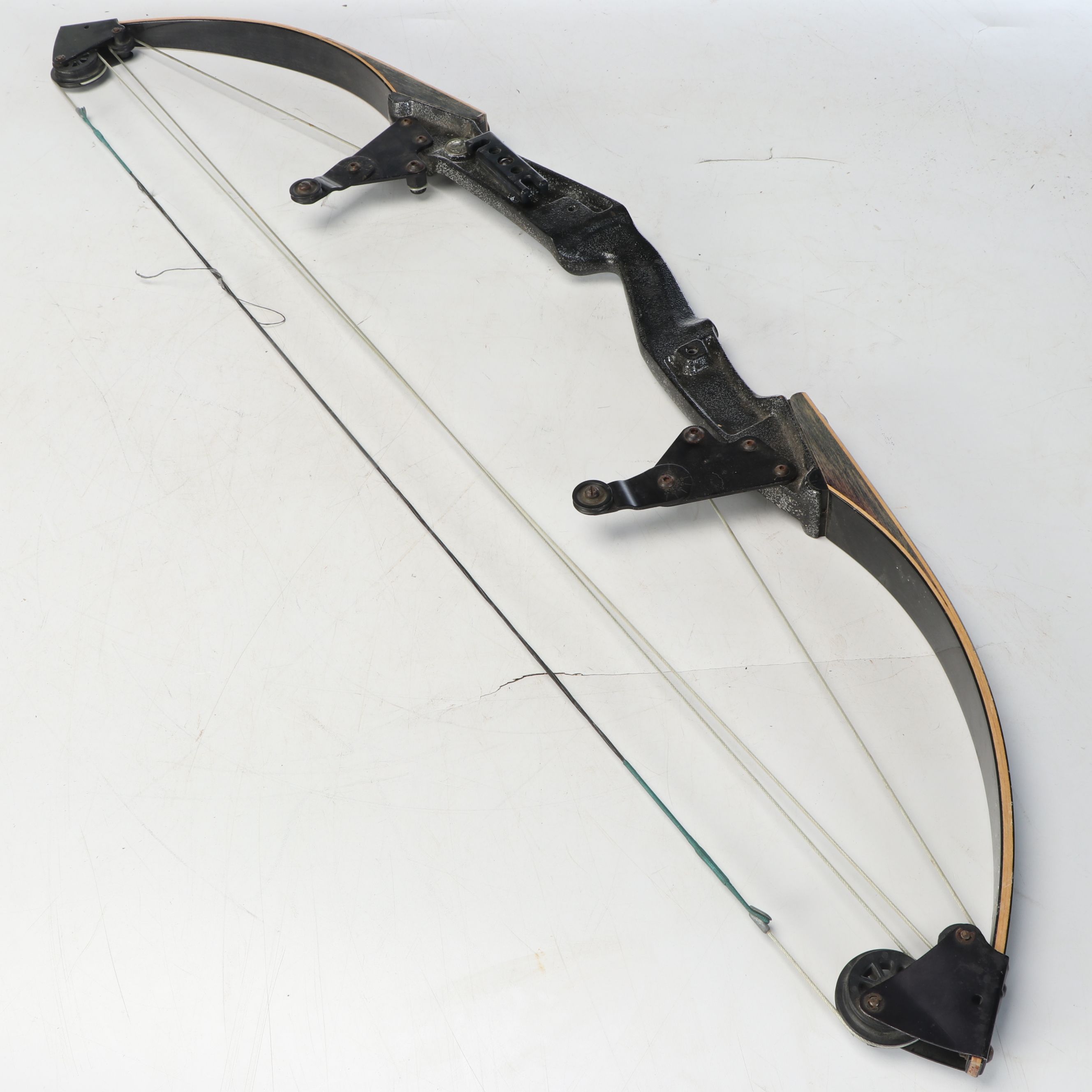 Bear Polar Ltd. Compound Bow with Other Archery Bow