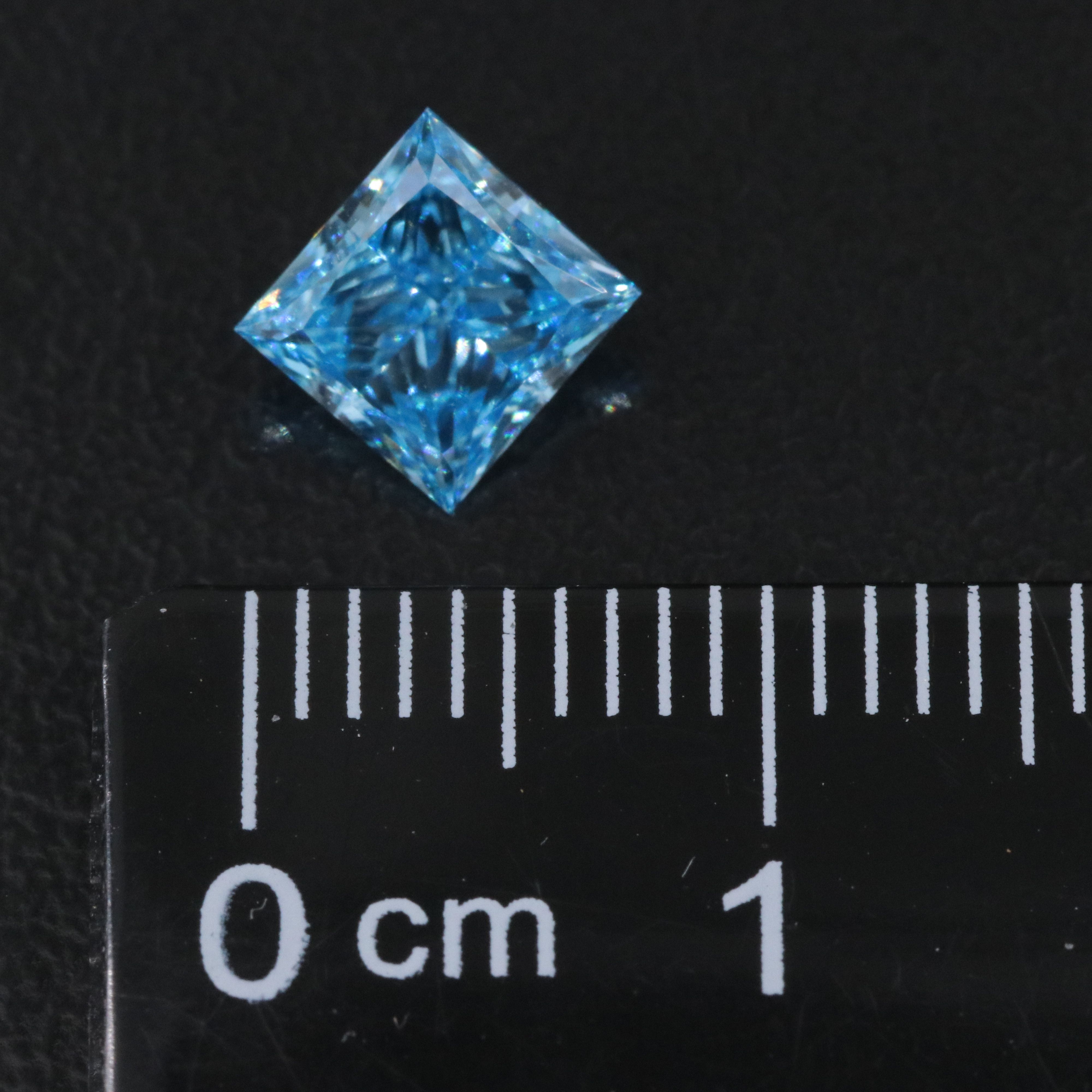 Loose 1.07 CT Lab Grown Fancy Vivid Blue Diamond with IGI Report