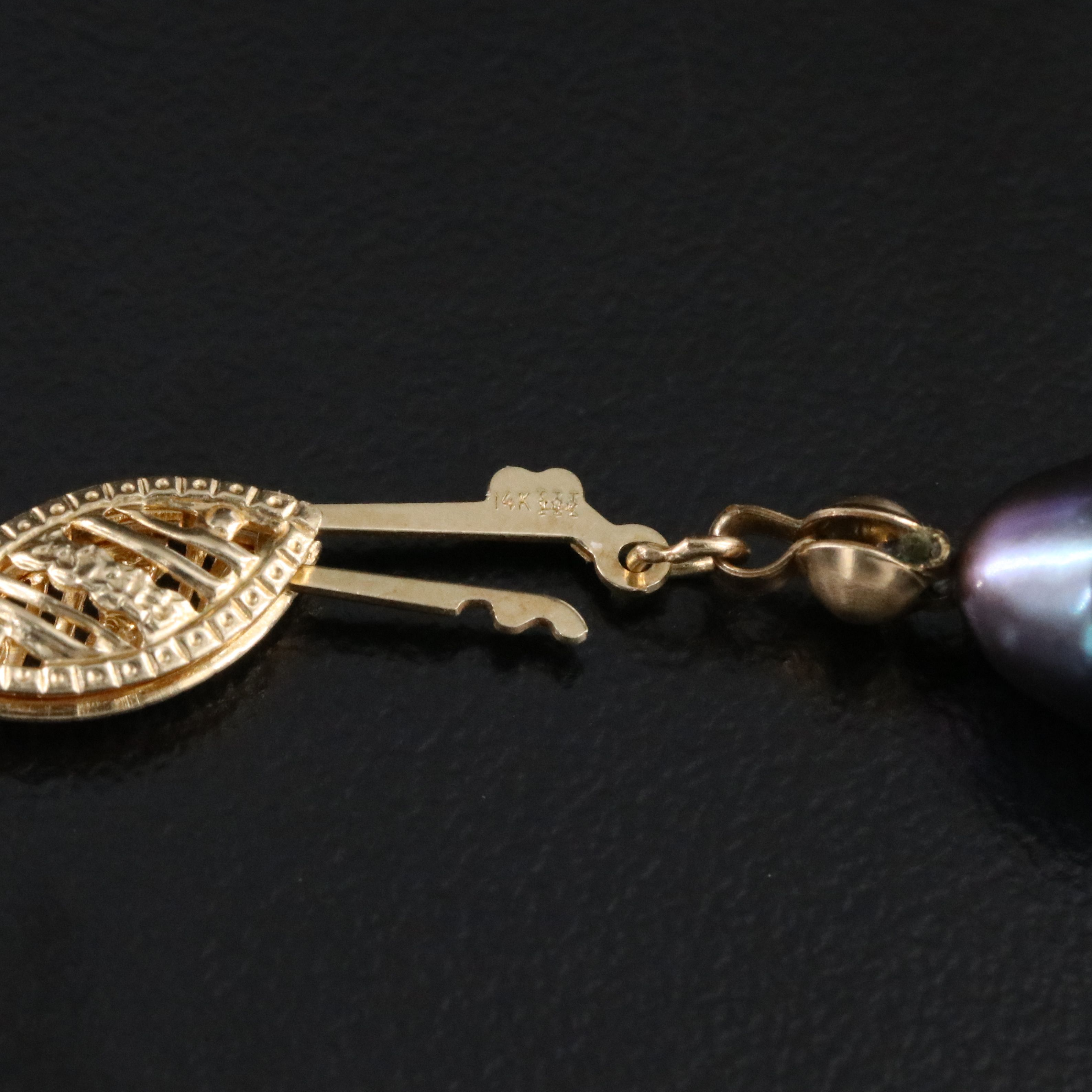 Pearl Necklace with 14K Clasp