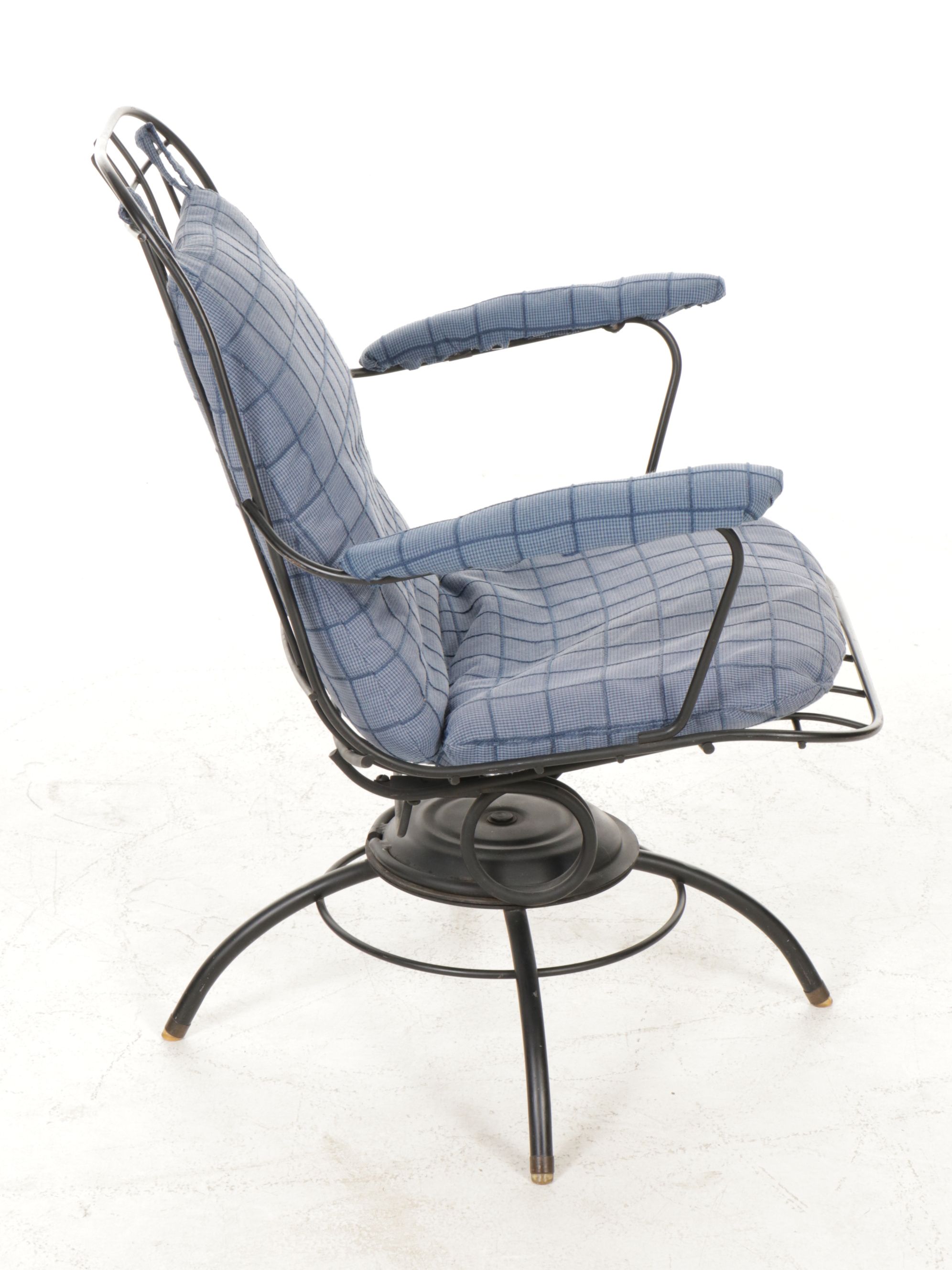 Mid Century Modern Wire Swivel Rocking Lounge Chairs