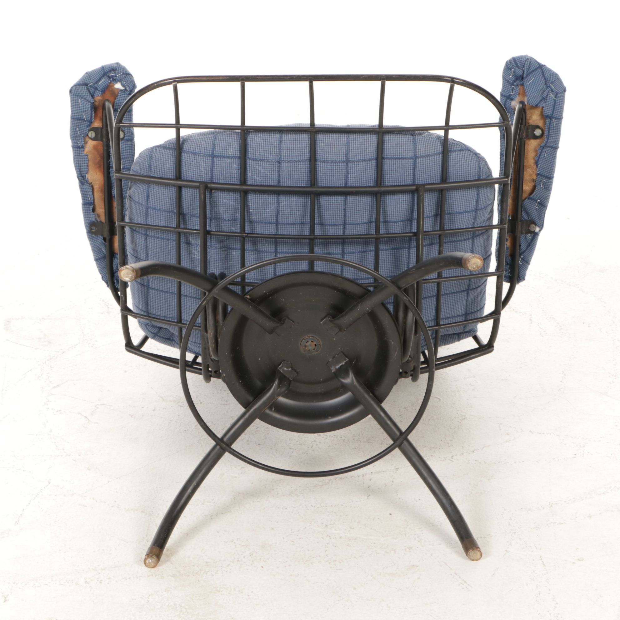 Mid Century Modern Wire Swivel Rocking Lounge Chairs