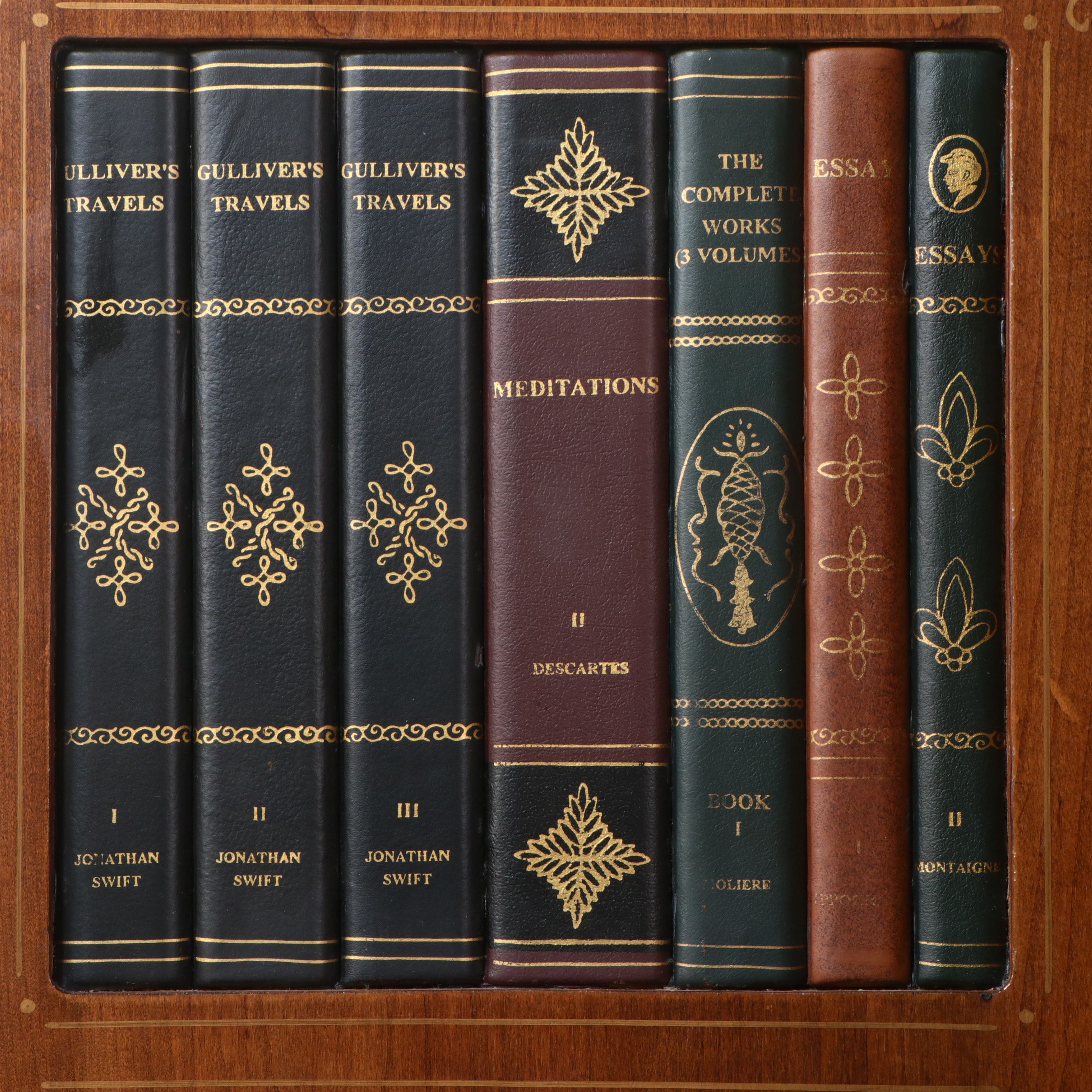 Maitland Smith Trompe l'Oeil Library Folding Screen, Late 20th Century