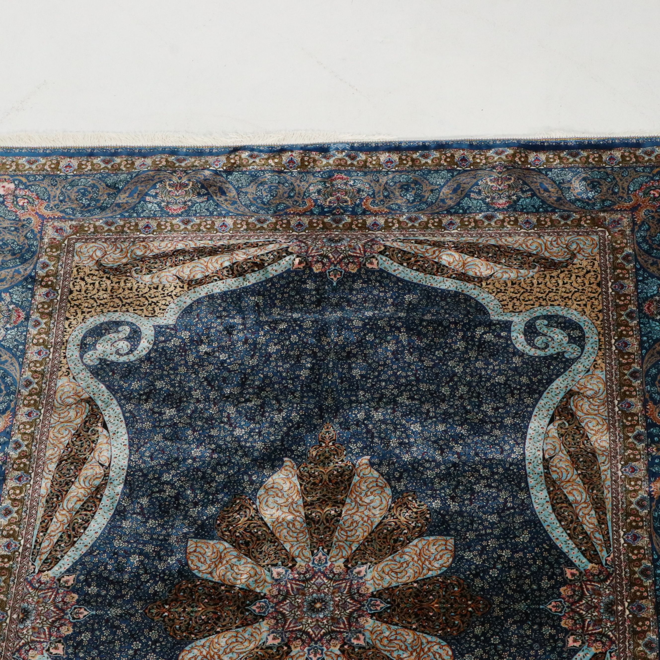 4'8 x 7'5 Machine Made Turkish Qom Art Silk Area Rug