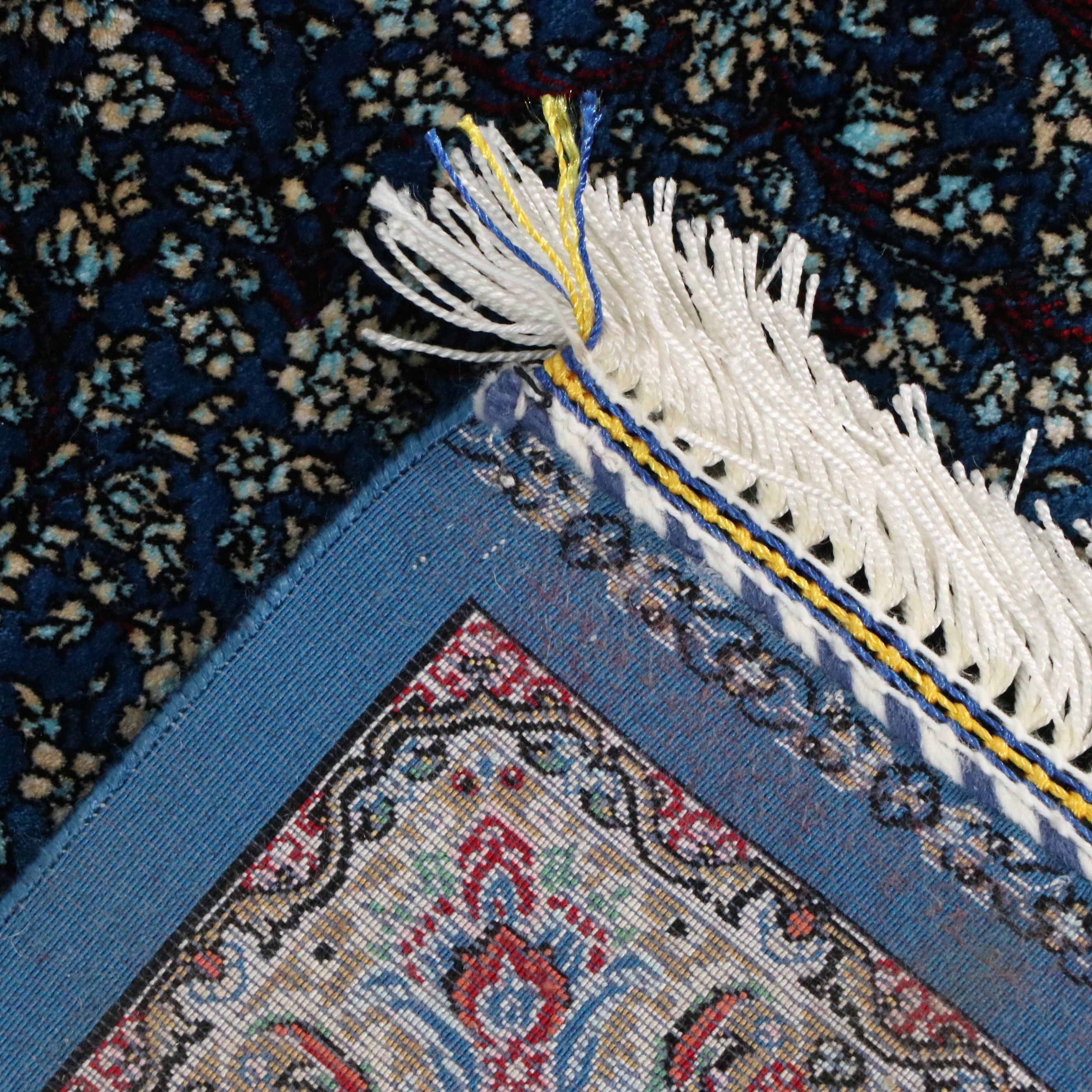 4'8 x 7'5 Machine Made Turkish Qom Art Silk Area Rug