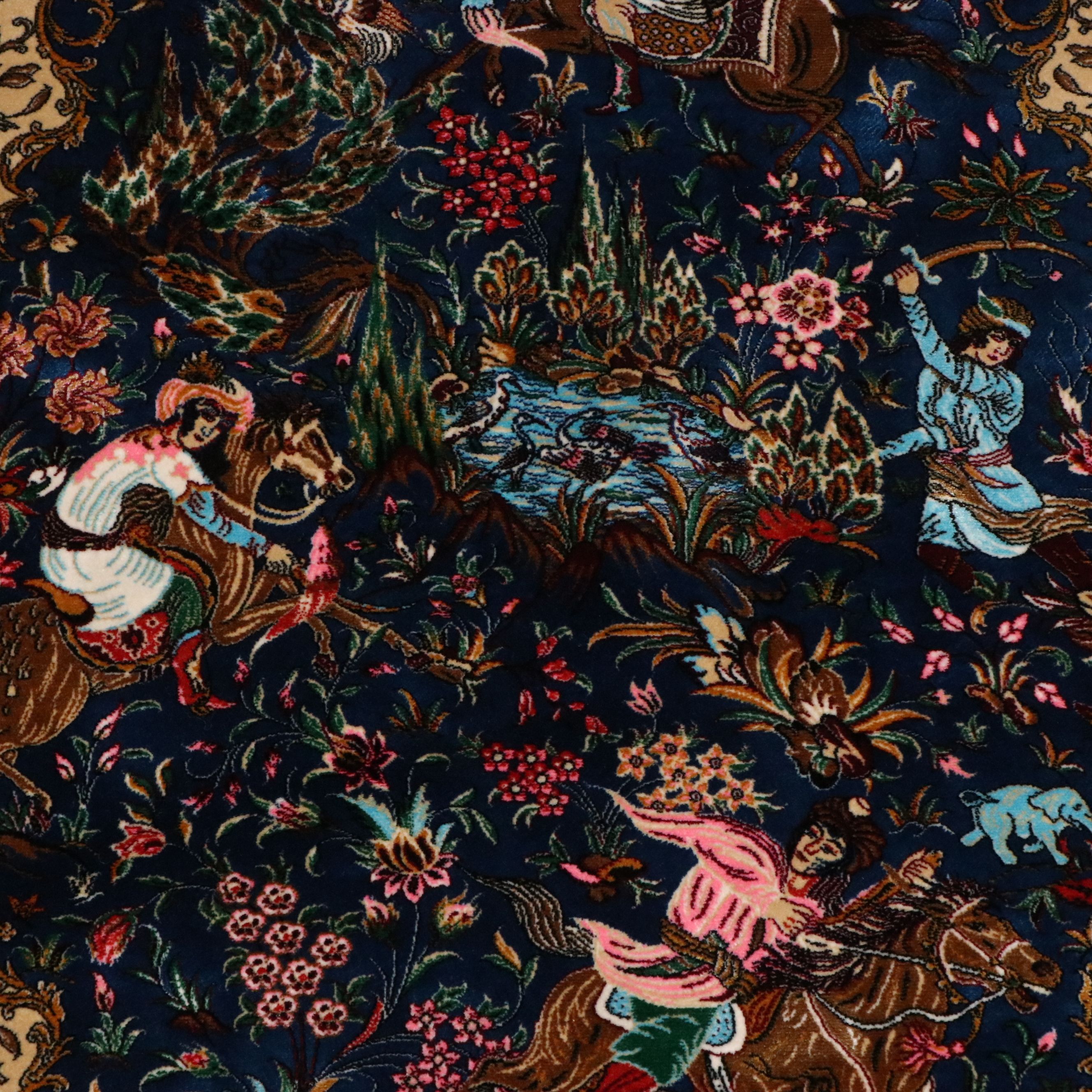 2'8 x 4'2 Machine Made Turkish Tabriz Style Silk Accent Rug