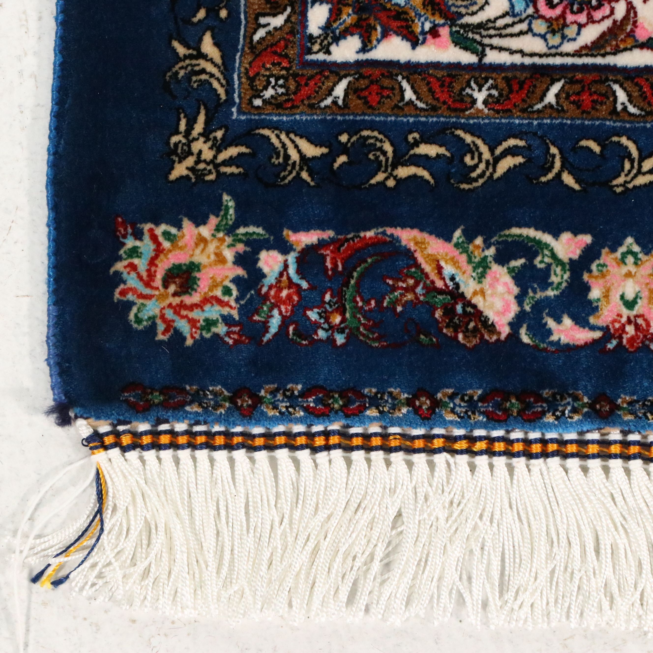 2'8 x 4'2 Machine Made Turkish Tabriz Style Silk Accent Rug