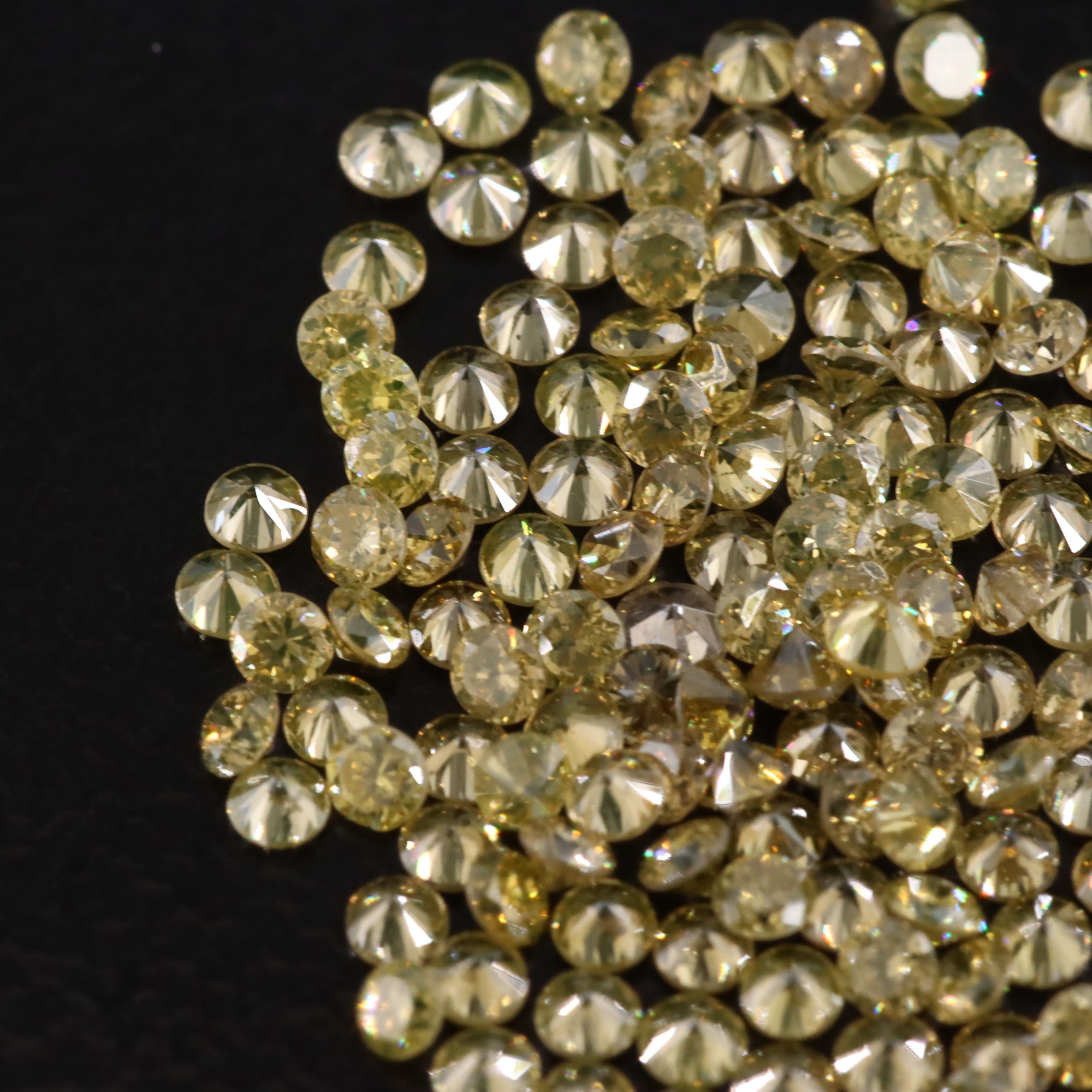 Loose 1.57 CTW Fancy Yellow Diamond Lot
