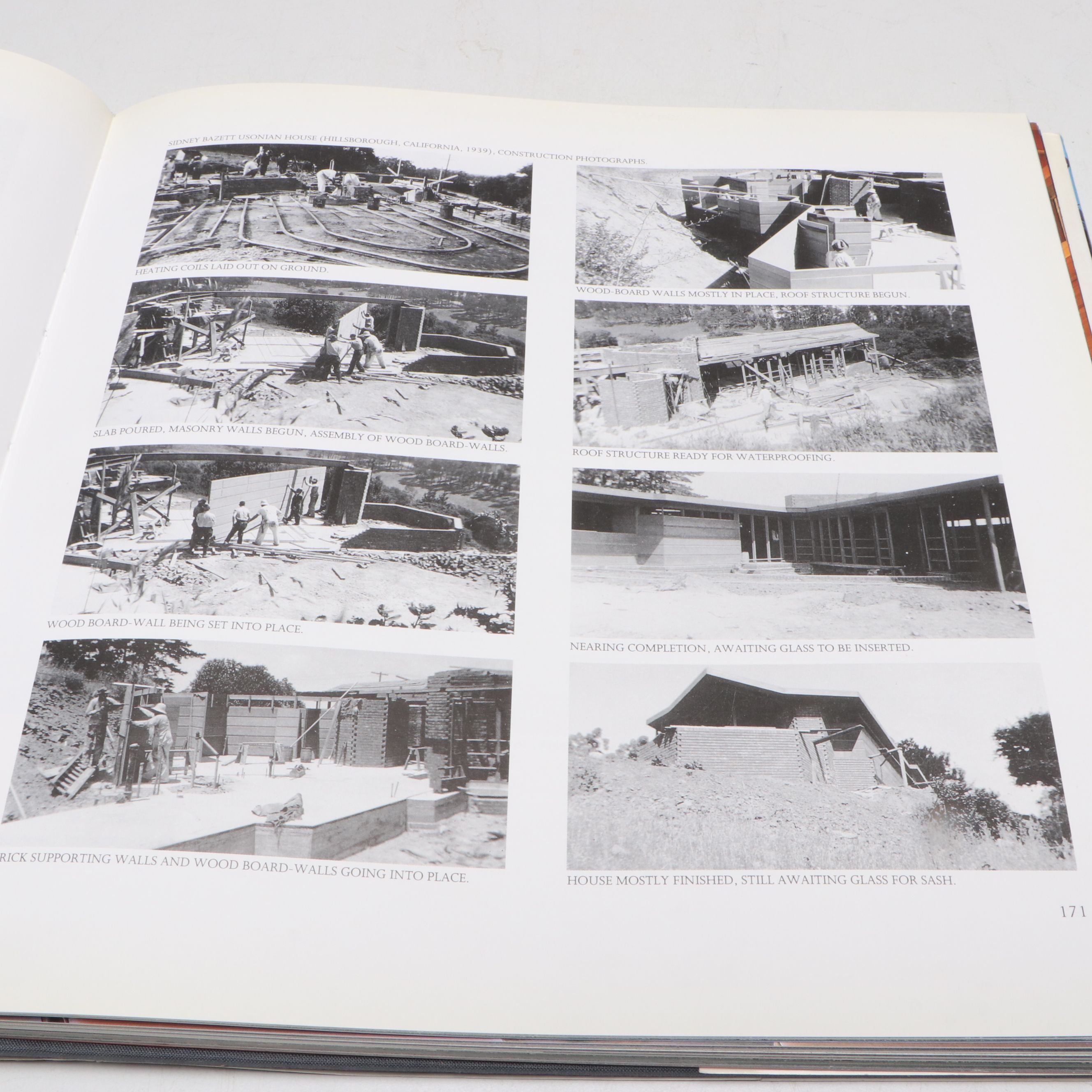 First Edition "Frank Lloyd Wright: The Masterworks" by Pfeiffer and Larkin, 1993