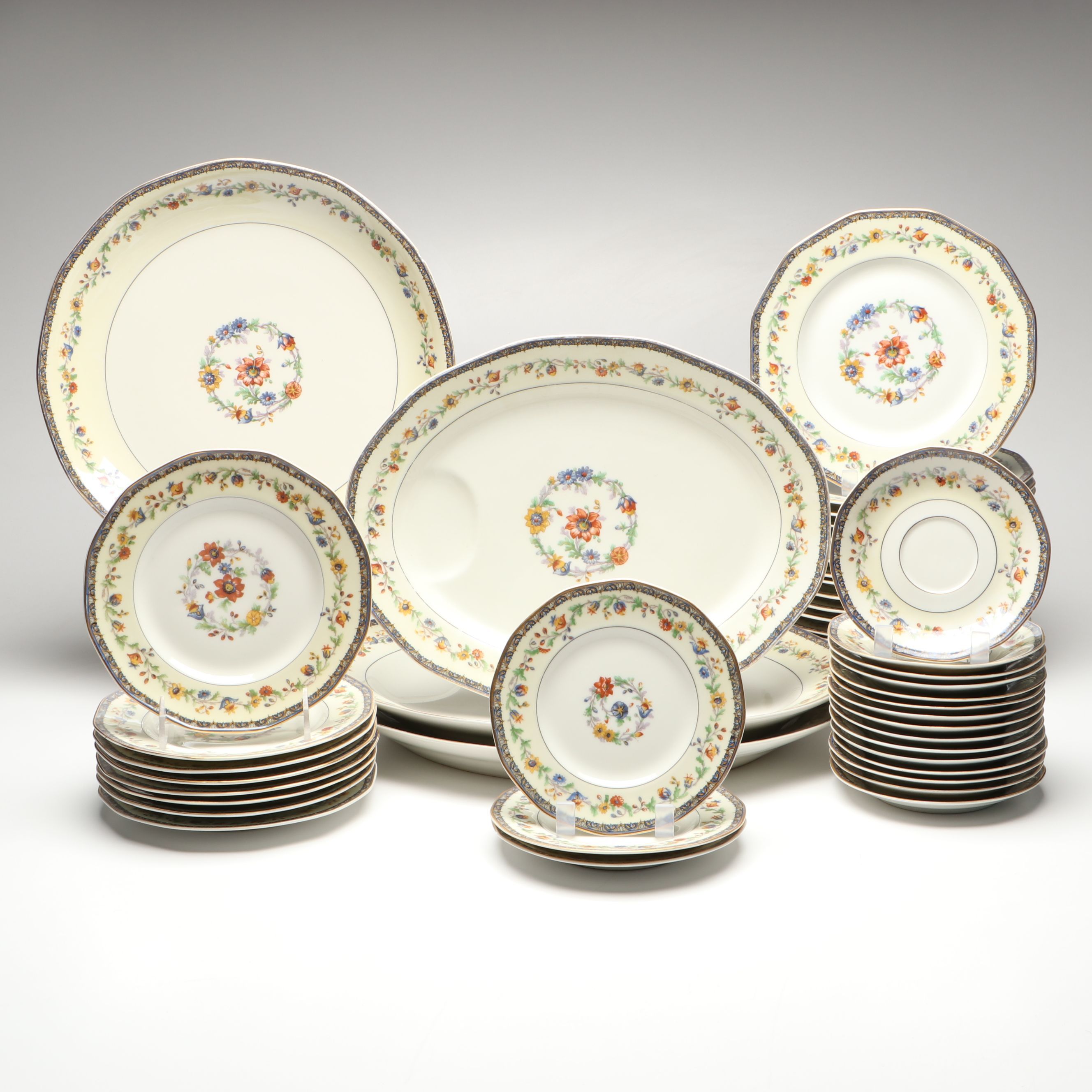 Theodore Haviland "Chateaudun" Porcelain Tableware