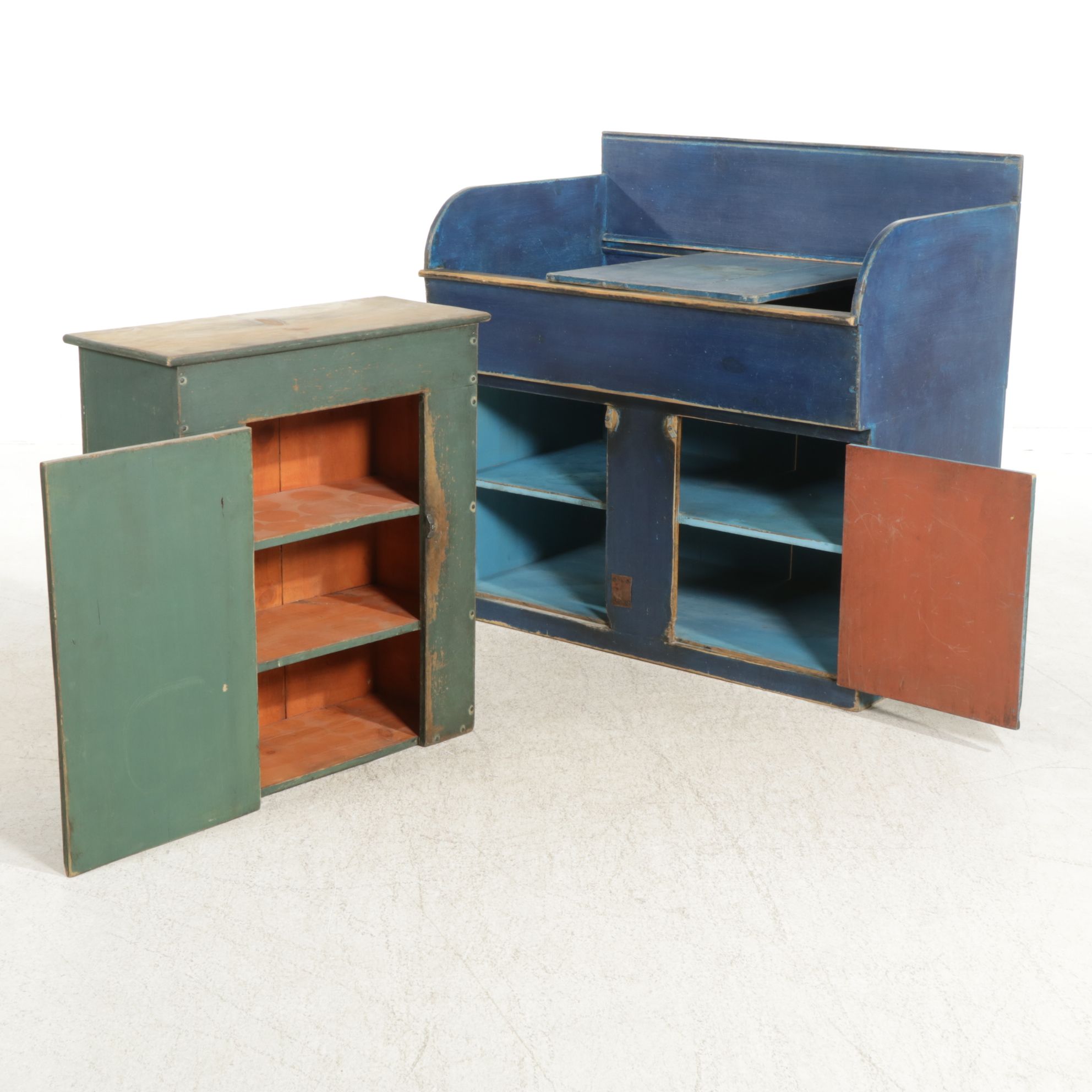 DS Whims Primitive Painted Wood Dry Sink with Sliding Shelf and One-Door Cabinet