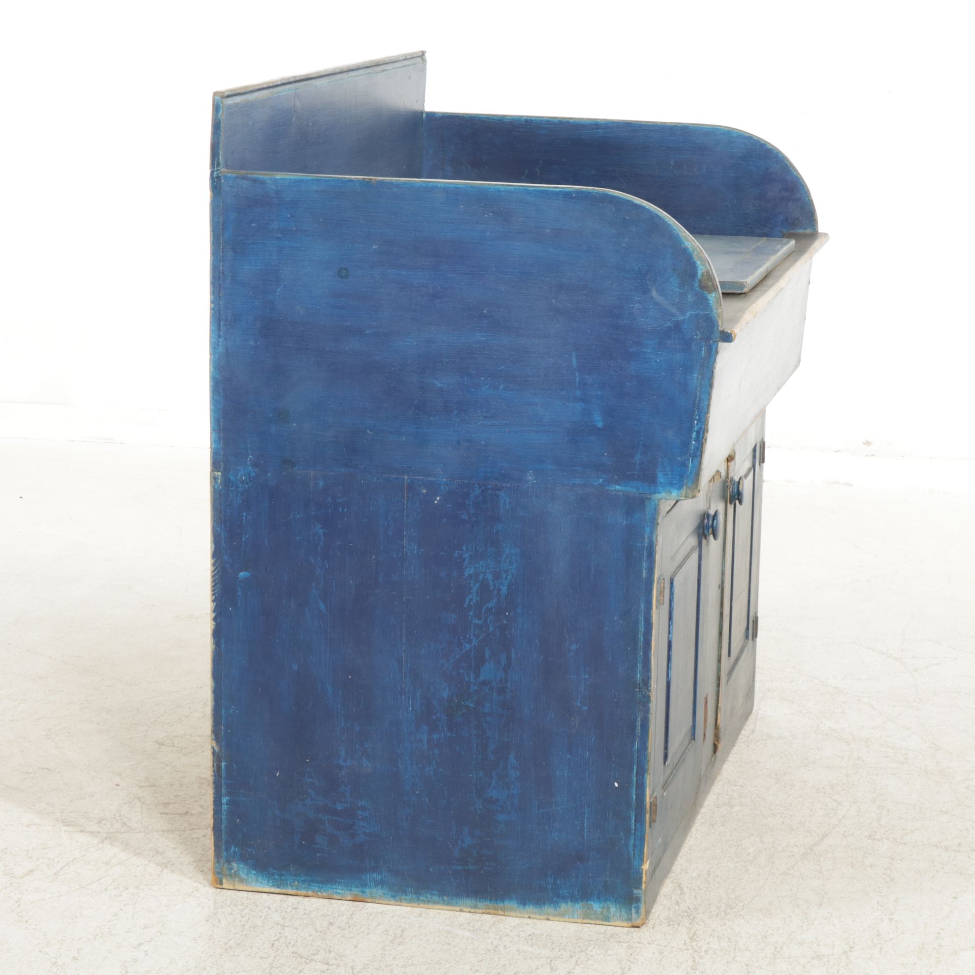 DS Whims Primitive Painted Wood Dry Sink with Sliding Shelf and One-Door Cabinet