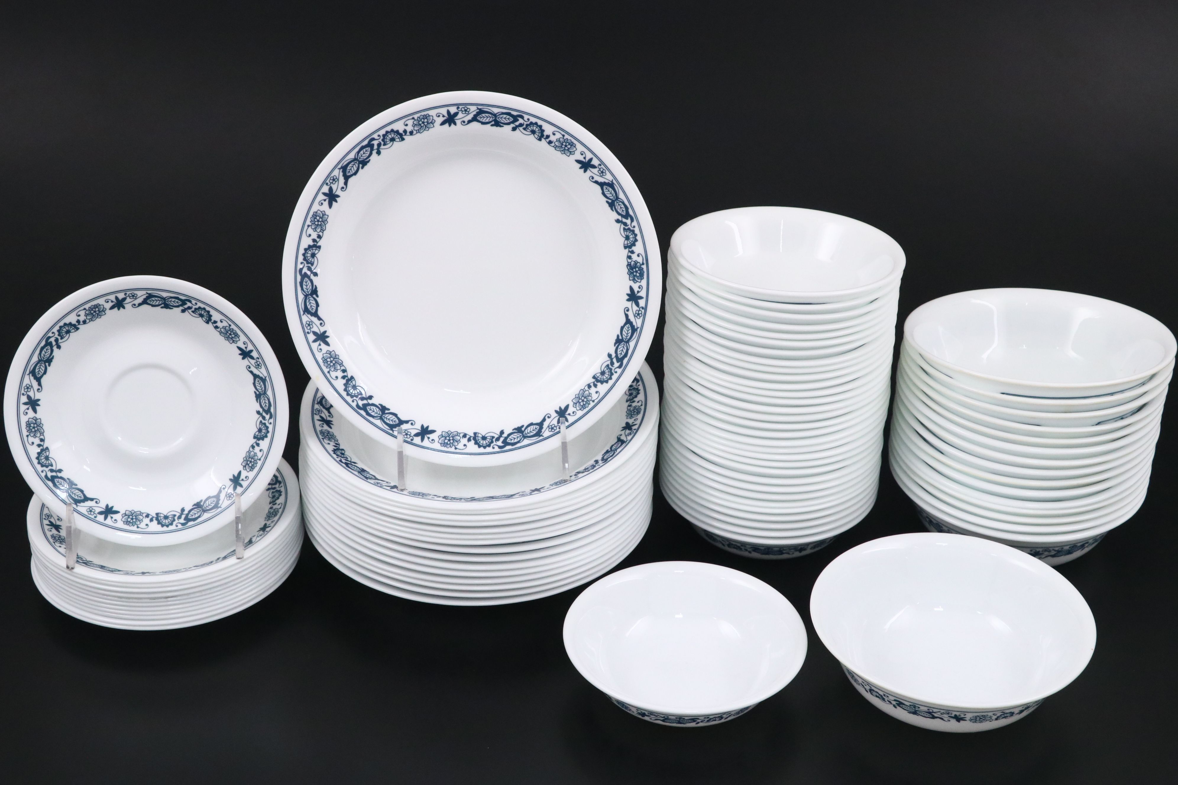 Corning Corelle "Old Town Blue" Vitrelle Glass Dinnerware