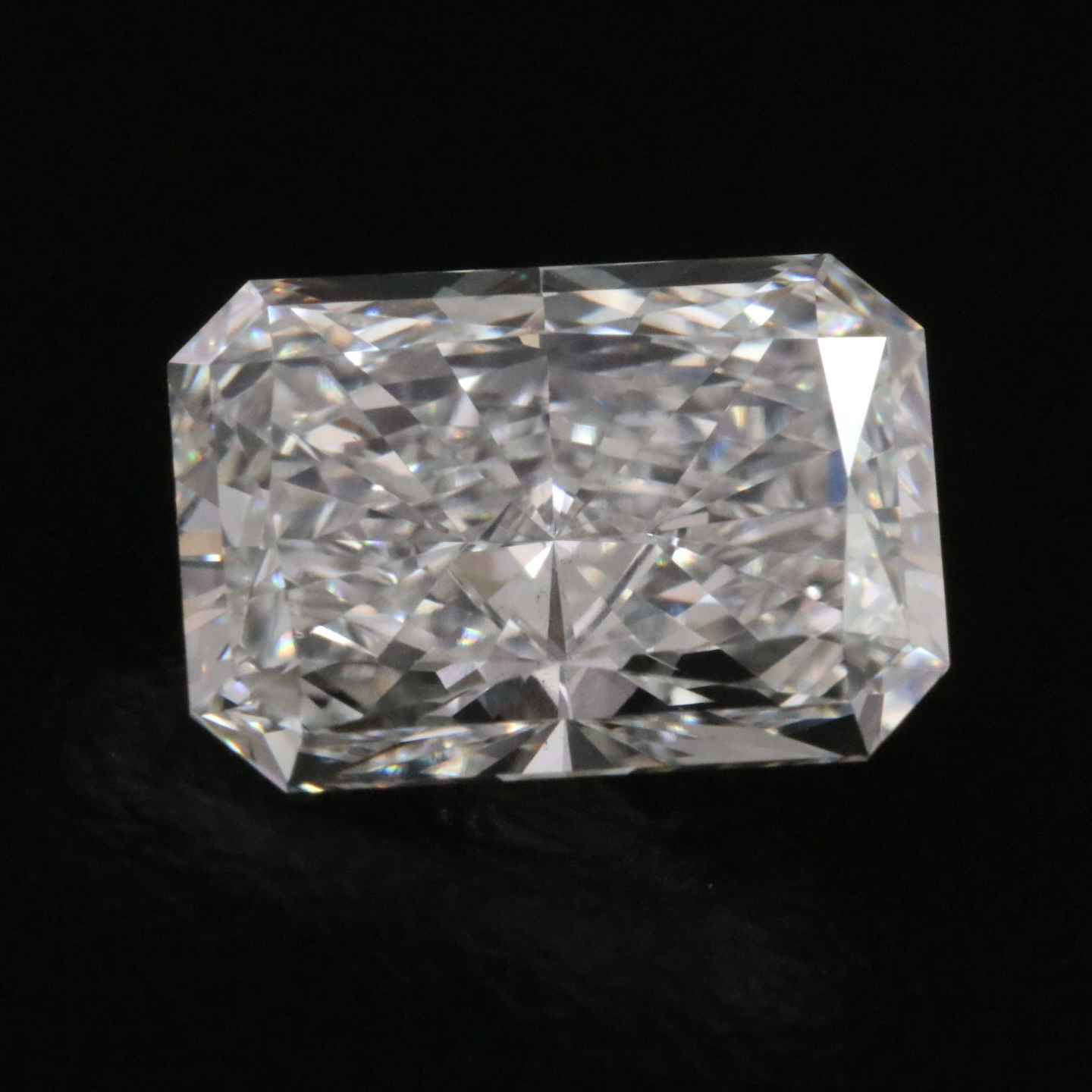 Loose 1.56 CT Lab Grown Diamond with IGI Report