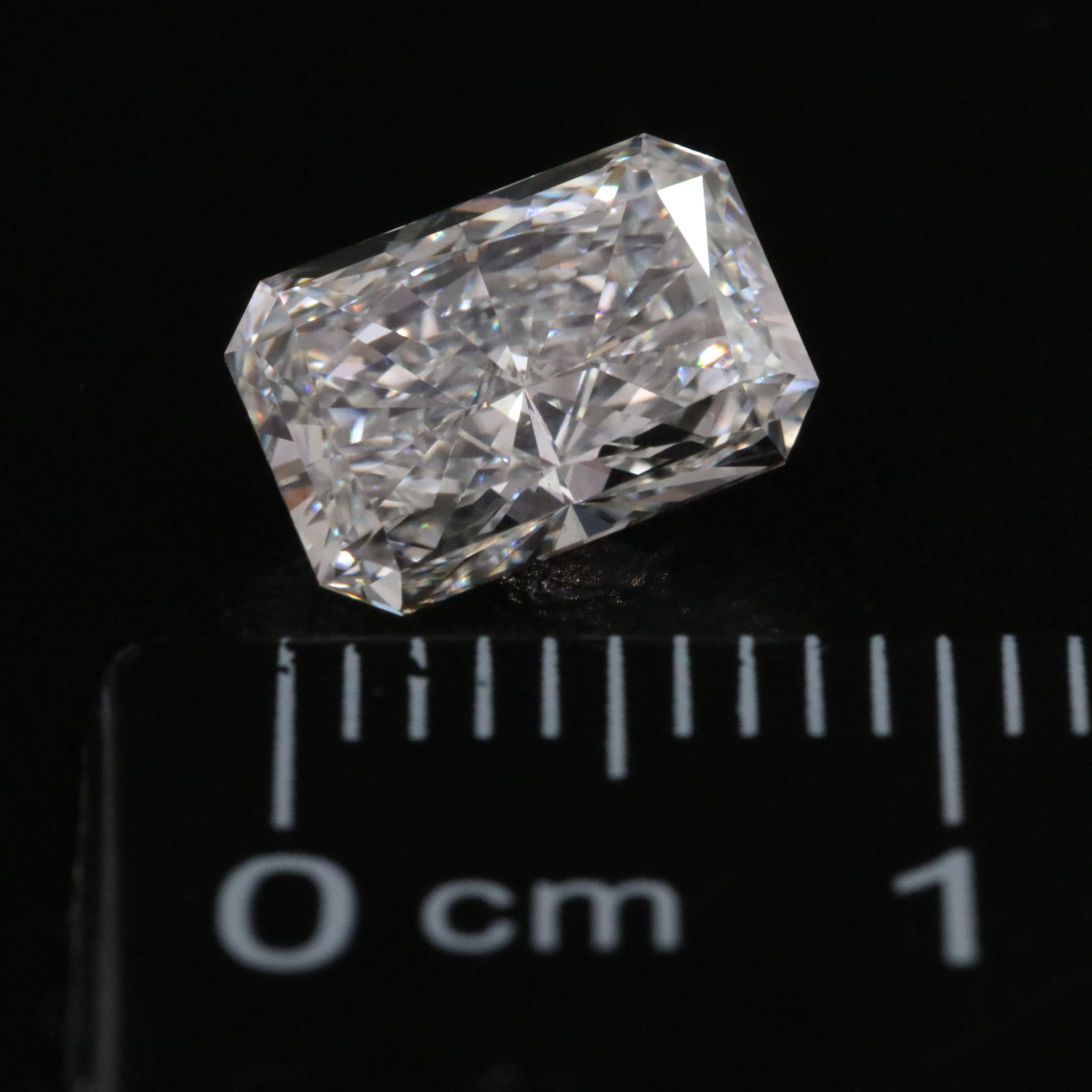 Loose 1.56 CT Lab Grown Diamond with IGI Report
