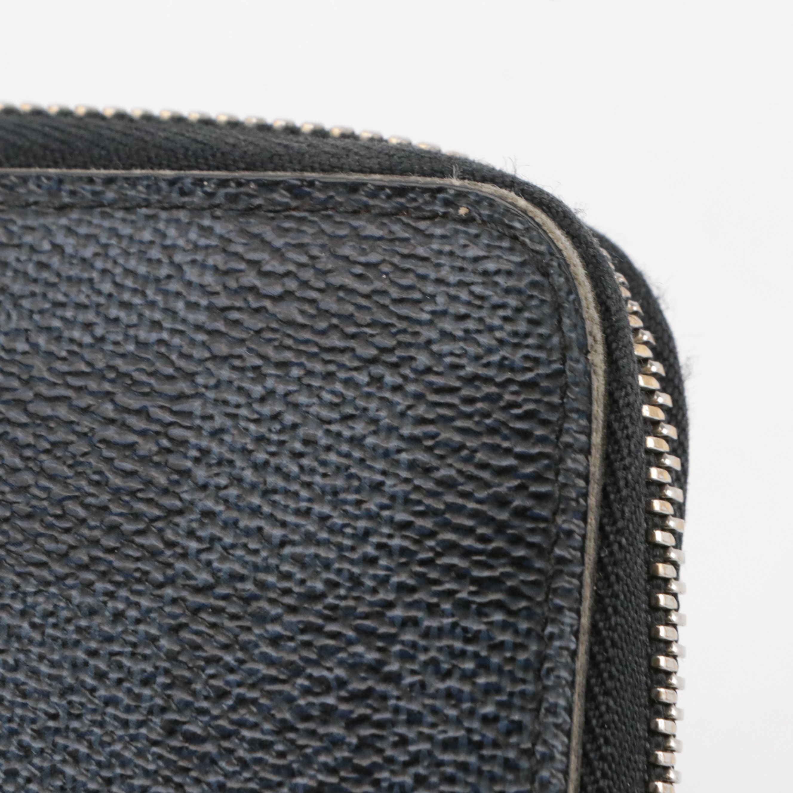 Louis Vuitton America's Cup Zippy Organizer in Damier Cobalt Canvas